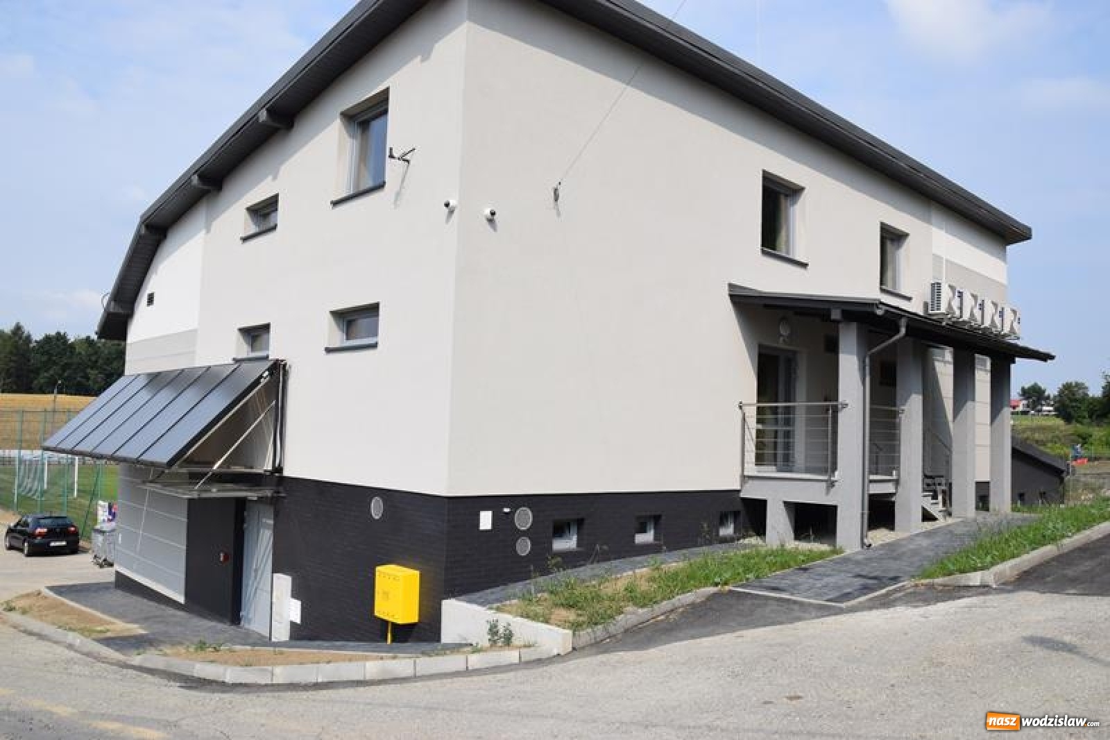 Zdjęcie w galerii na portalu naszwodzislaw.com: Zakończyła się termomodernizacja szatni sportowej w Mszanie [FOTO] wiadomości z regionu