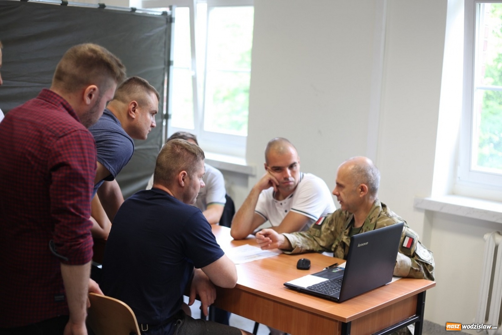 Zdjęcie w galerii na portalu naszwodzislaw.com: Wcielenie do WOT w rocznicę Powstania Warszawskiego wiadomości z regionu