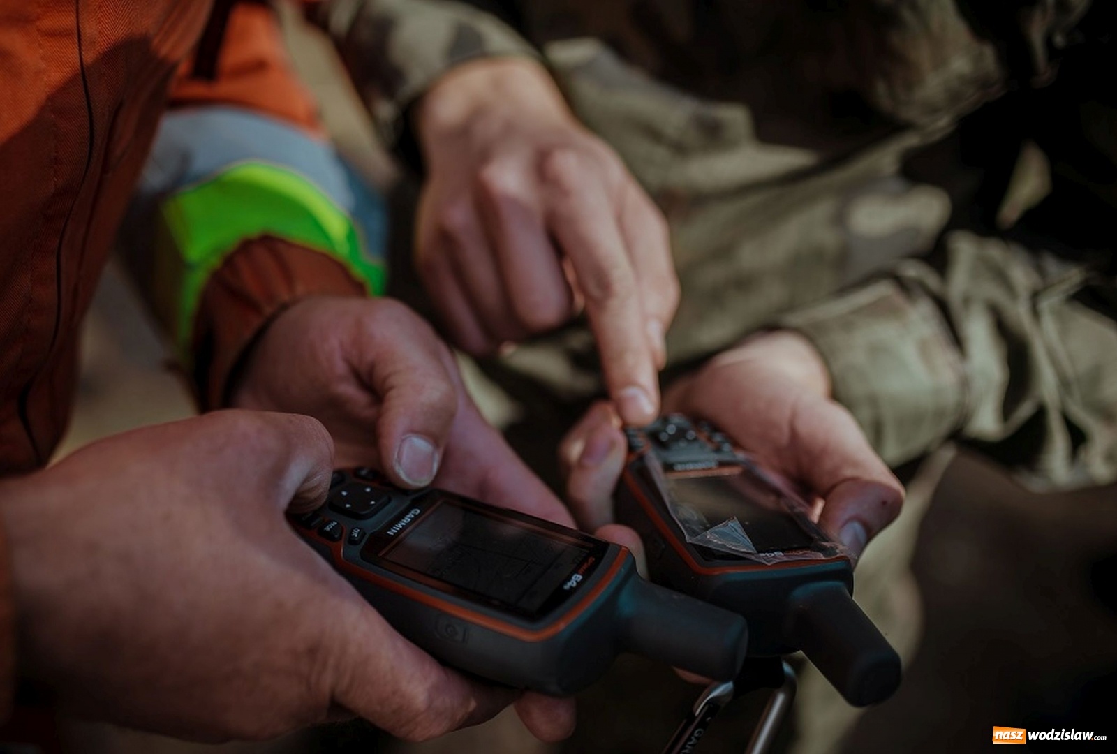 Zdjęcie w galerii na portalu naszwodzislaw.com: Podczas wichury zaginęli drwale... Szkolenie śląskich terytorialsów [FOTO]  wiadomości z regionu