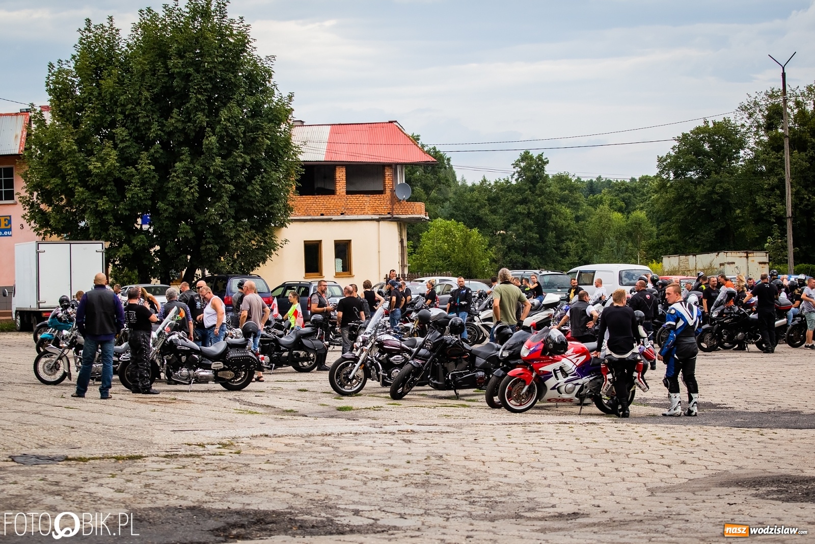 Zdjęcie w galerii na portalu naszwodzislaw.com: Lśniące maszyny na Zlocie Motocyklowym Hanysy 2019 [FOTO i WIDEO] wiadomości z regionu