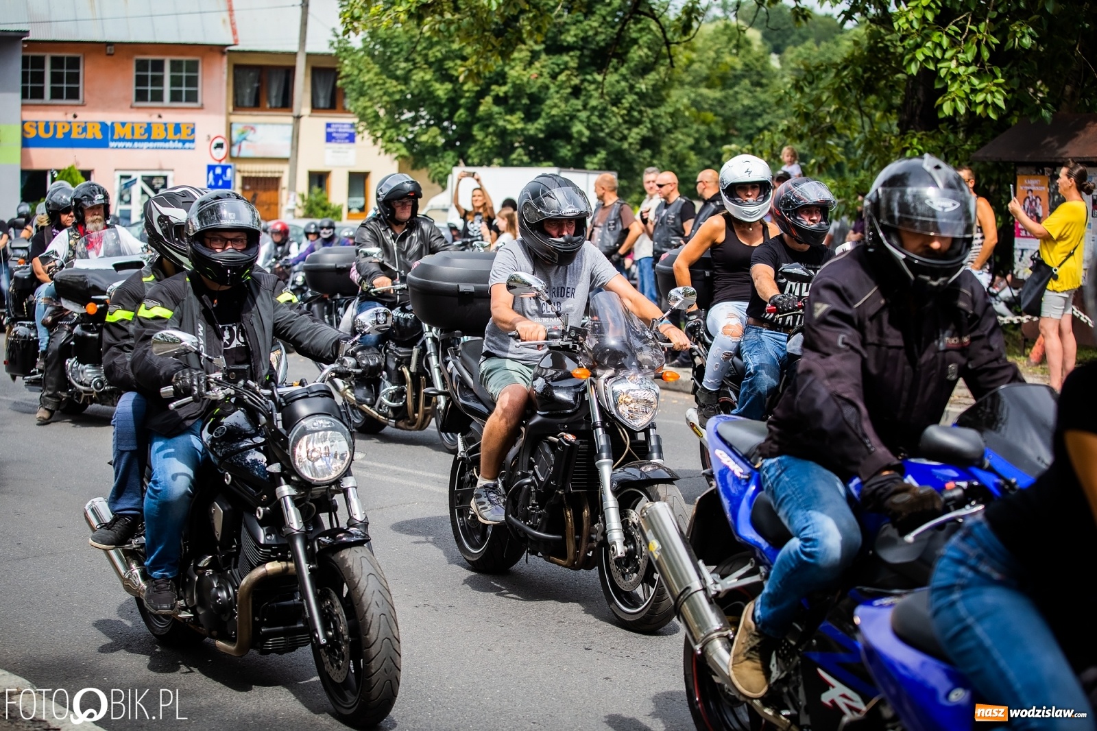 Zdjęcie w galerii na portalu naszwodzislaw.com: Lśniące maszyny na Zlocie Motocyklowym Hanysy 2019 [FOTO i WIDEO] wiadomości z regionu