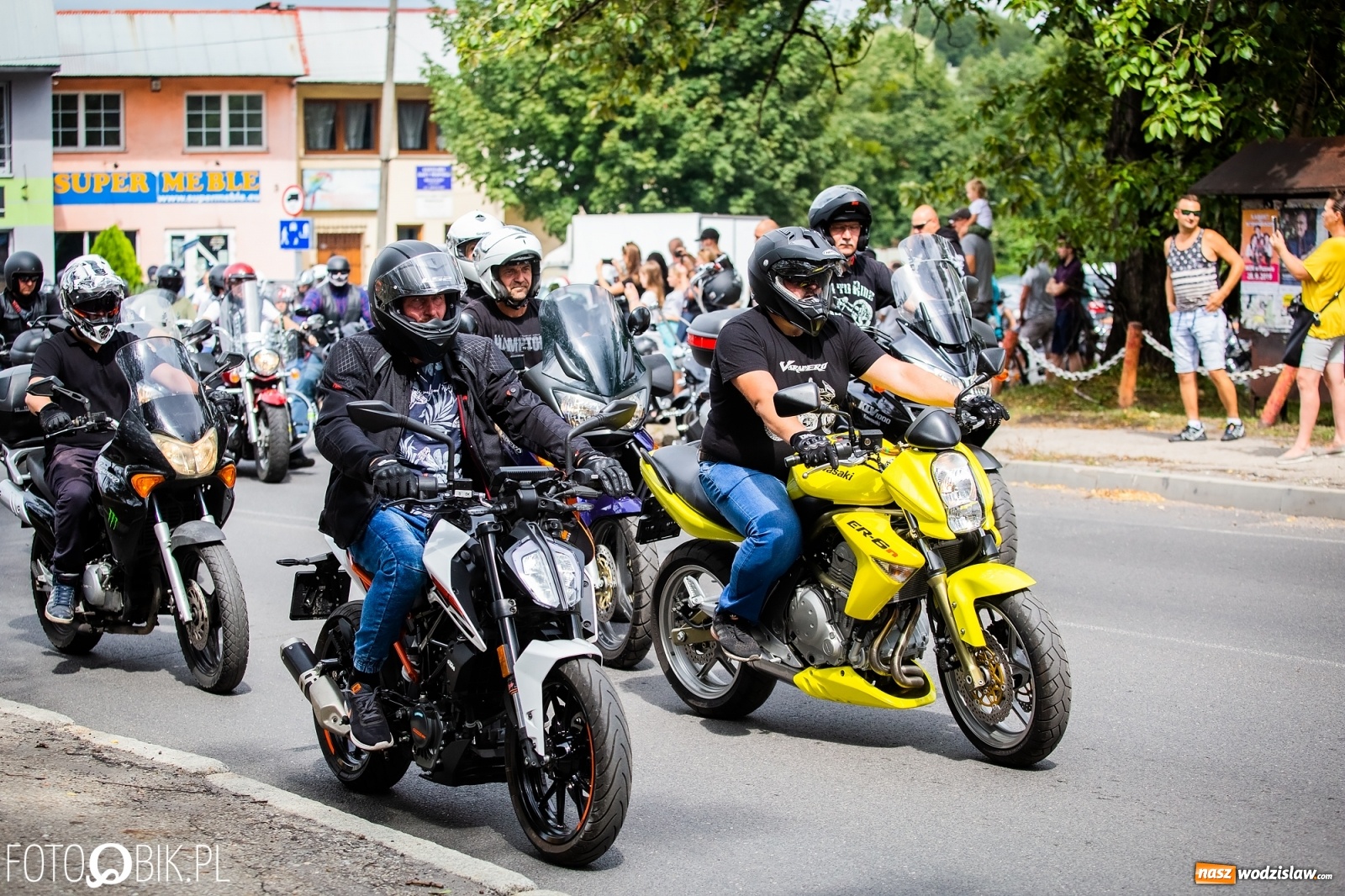 Zdjęcie w galerii na portalu naszwodzislaw.com: Lśniące maszyny na Zlocie Motocyklowym Hanysy 2019 [FOTO i WIDEO] wiadomości z regionu