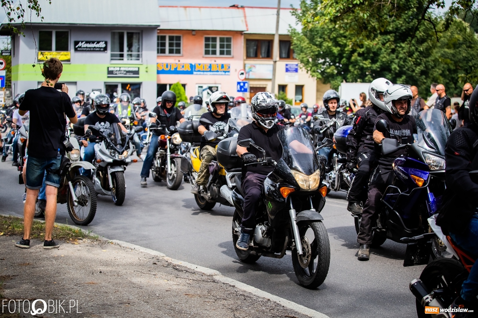 Zdjęcie w galerii na portalu naszwodzislaw.com: Lśniące maszyny na Zlocie Motocyklowym Hanysy 2019 [FOTO i WIDEO] wiadomości z regionu
