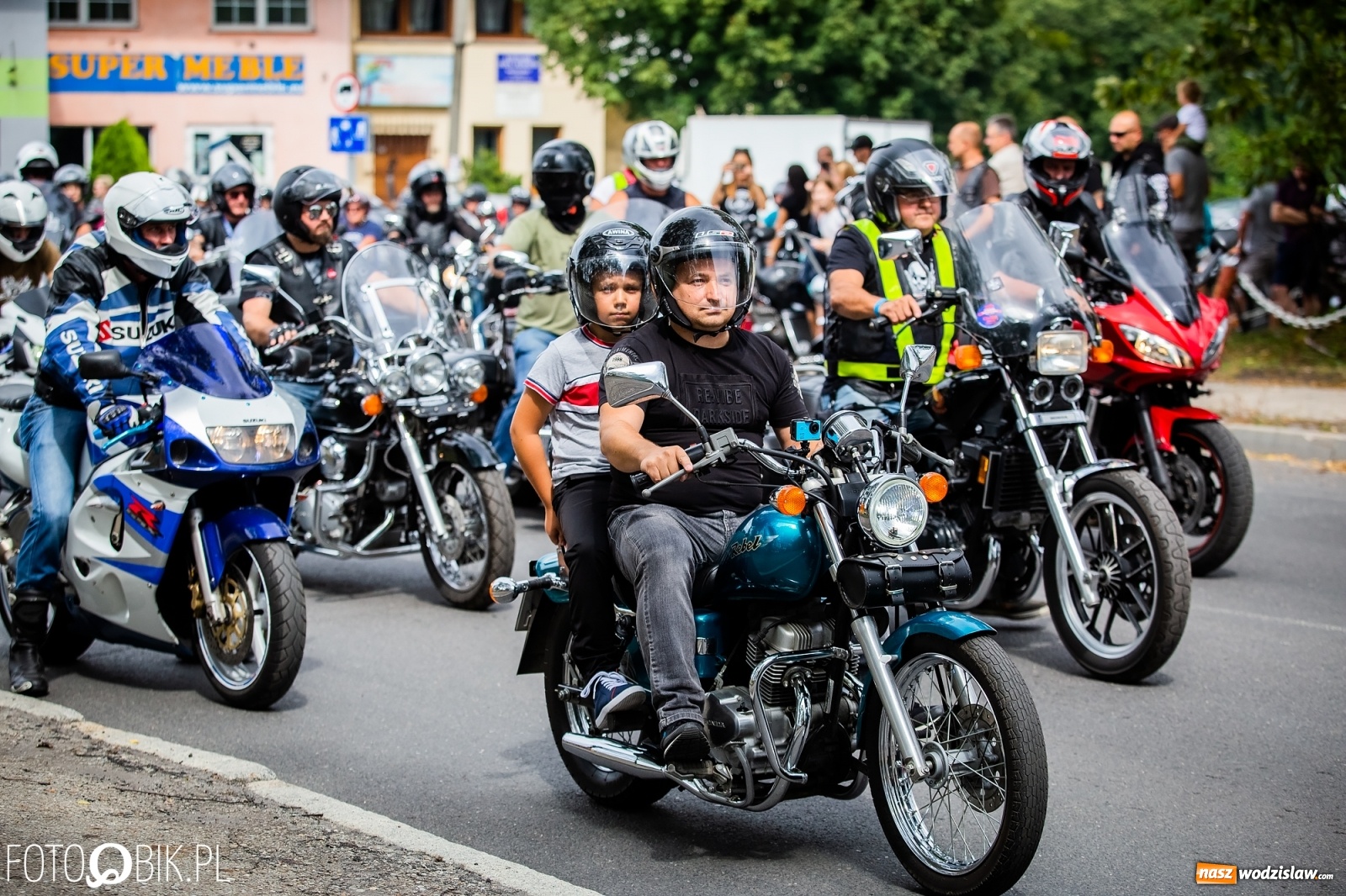 Zdjęcie w galerii na portalu naszwodzislaw.com: Lśniące maszyny na Zlocie Motocyklowym Hanysy 2019 [FOTO i WIDEO] wiadomości z regionu