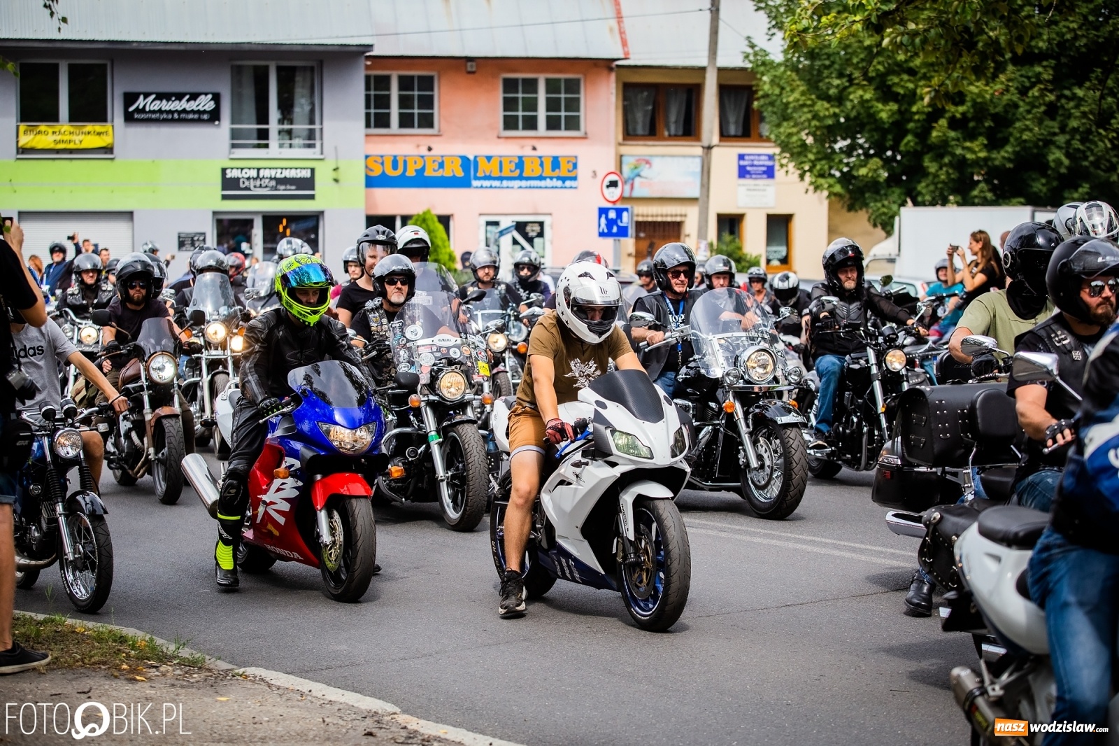Zdjęcie w galerii na portalu naszwodzislaw.com: Lśniące maszyny na Zlocie Motocyklowym Hanysy 2019 [FOTO i WIDEO] wiadomości z regionu