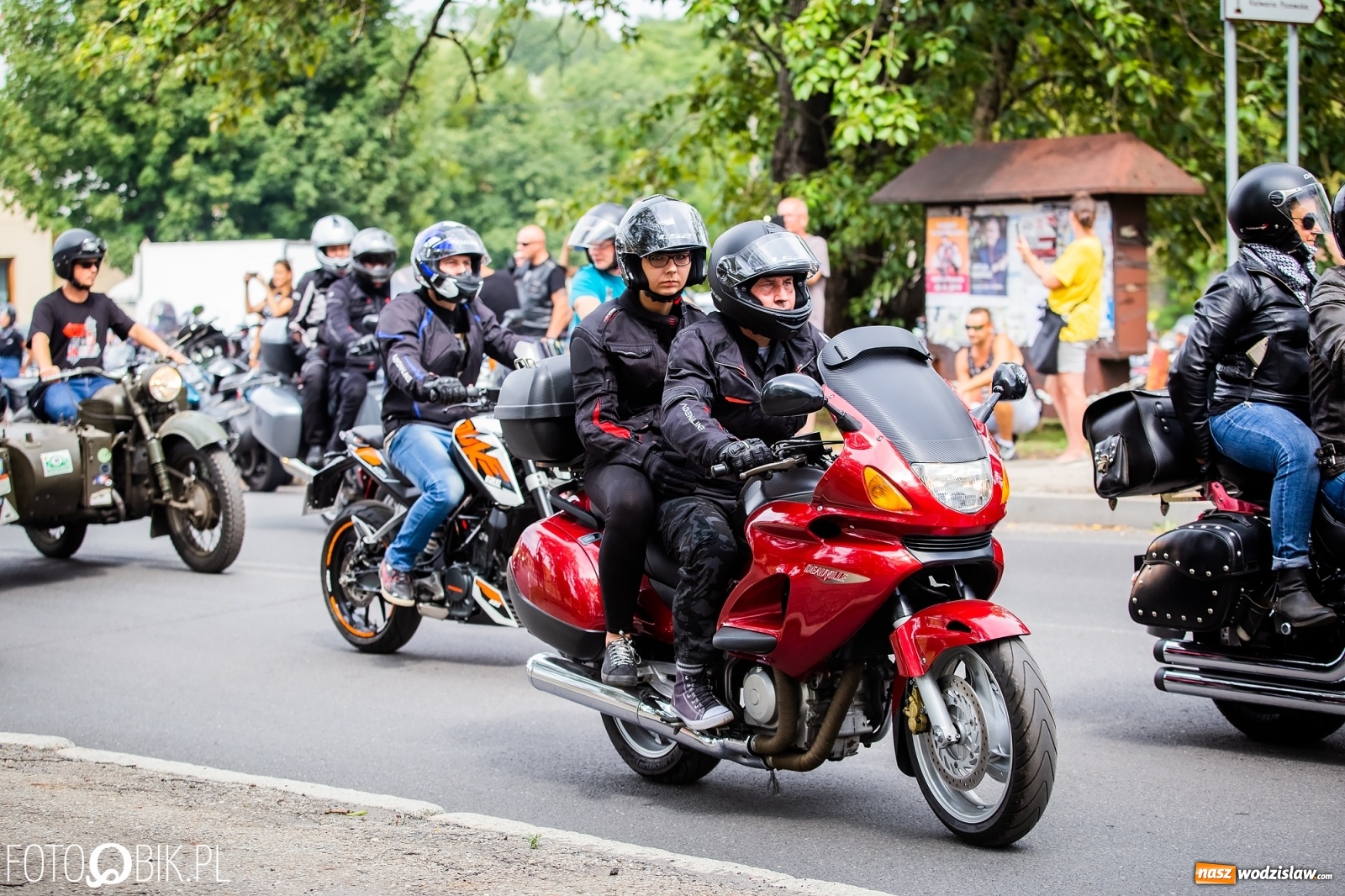Zdjęcie w galerii na portalu naszwodzislaw.com: Lśniące maszyny na Zlocie Motocyklowym Hanysy 2019 [FOTO i WIDEO] wiadomości z regionu