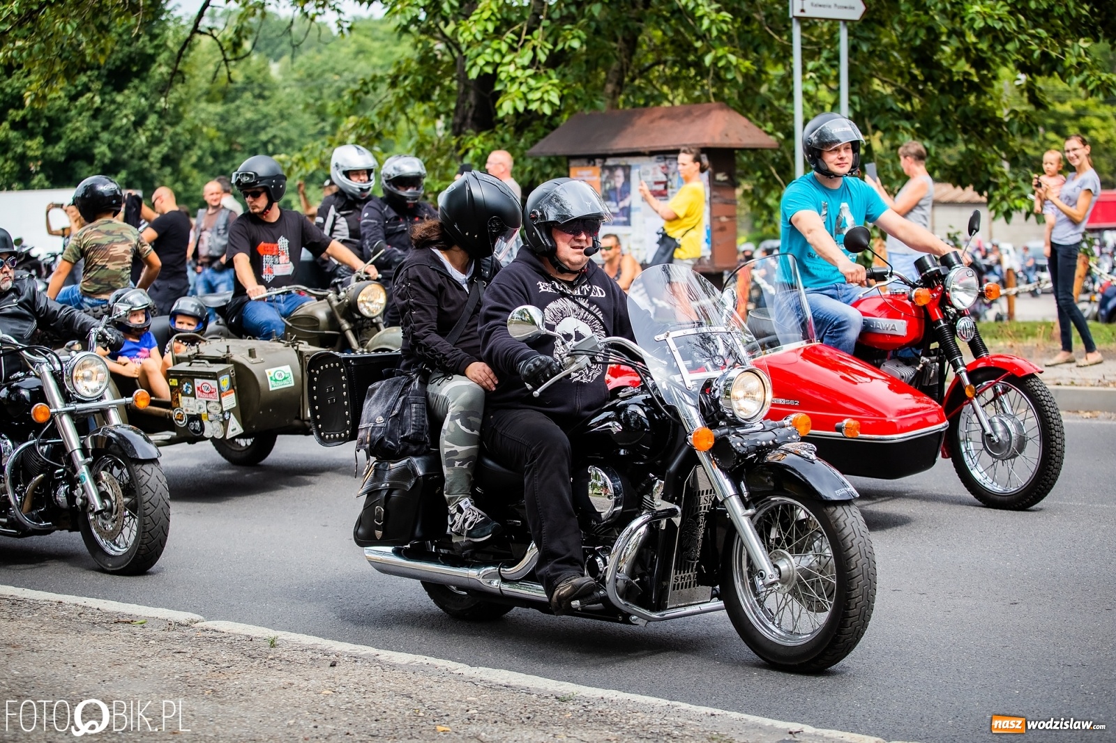 Zdjęcie w galerii na portalu naszwodzislaw.com: Lśniące maszyny na Zlocie Motocyklowym Hanysy 2019 [FOTO i WIDEO] wiadomości z regionu