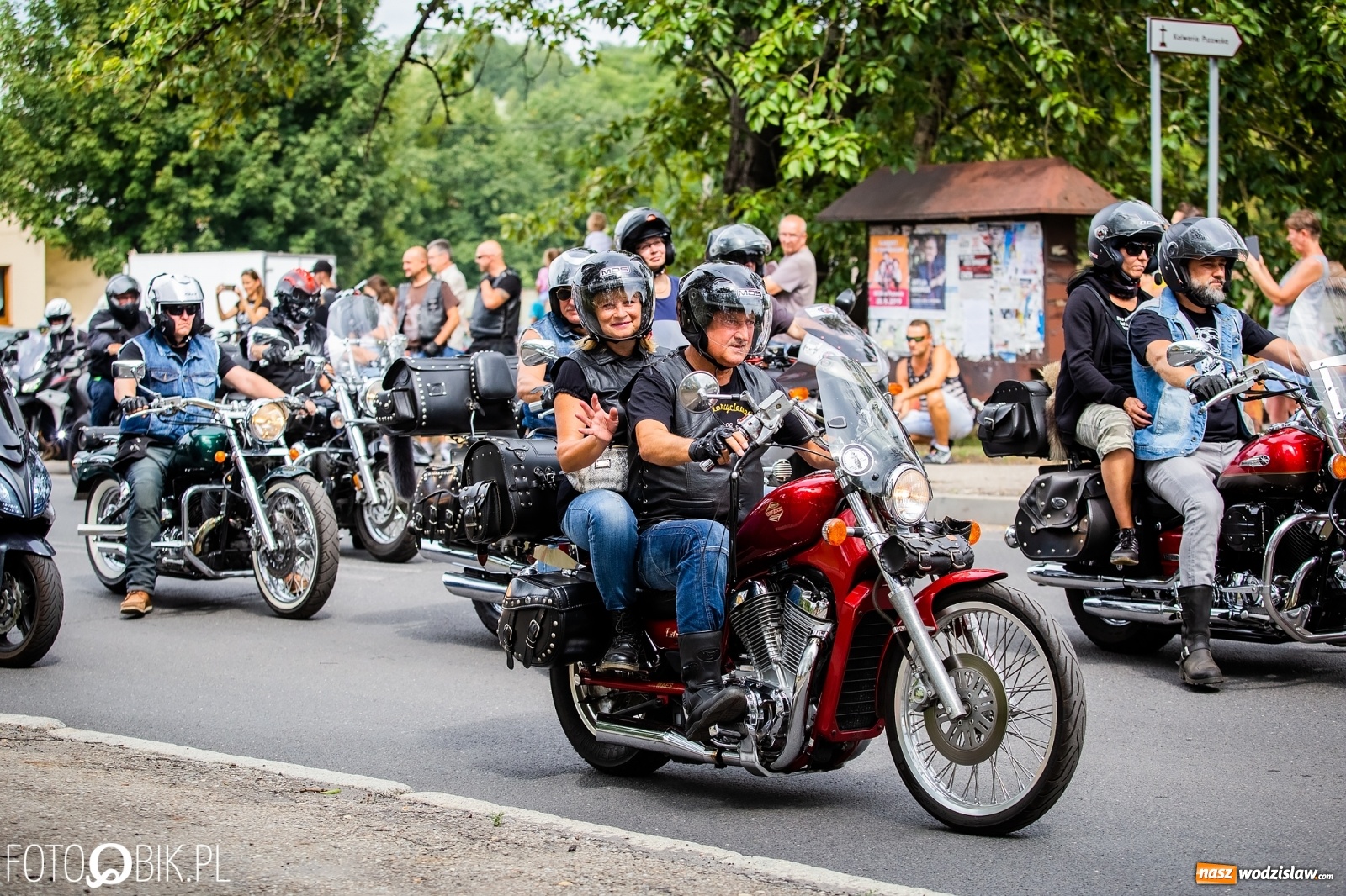 Zdjęcie w galerii na portalu naszwodzislaw.com: Lśniące maszyny na Zlocie Motocyklowym Hanysy 2019 [FOTO i WIDEO] wiadomości z regionu
