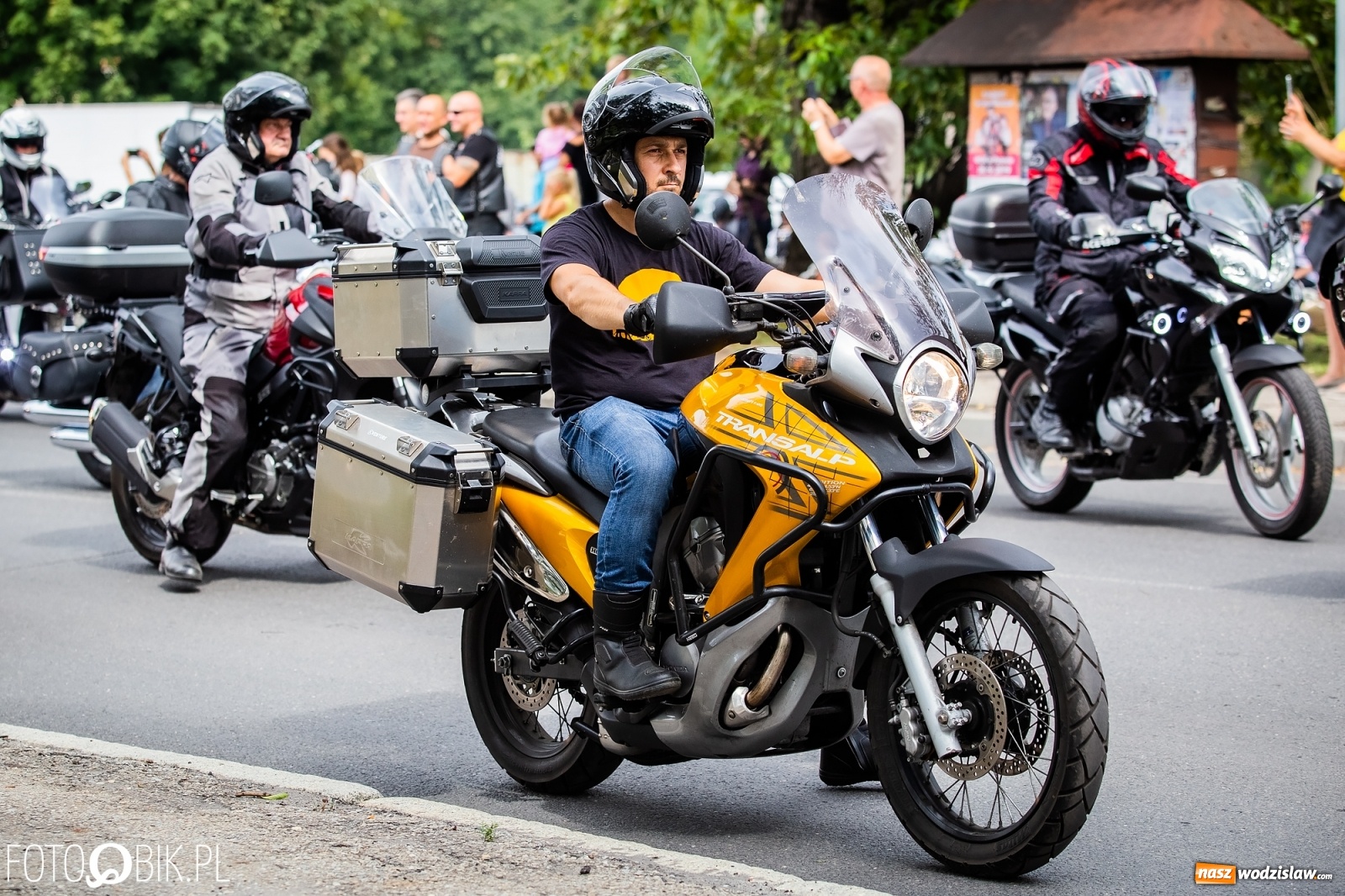 Zdjęcie w galerii na portalu naszwodzislaw.com: Lśniące maszyny na Zlocie Motocyklowym Hanysy 2019 [FOTO i WIDEO] wiadomości z regionu