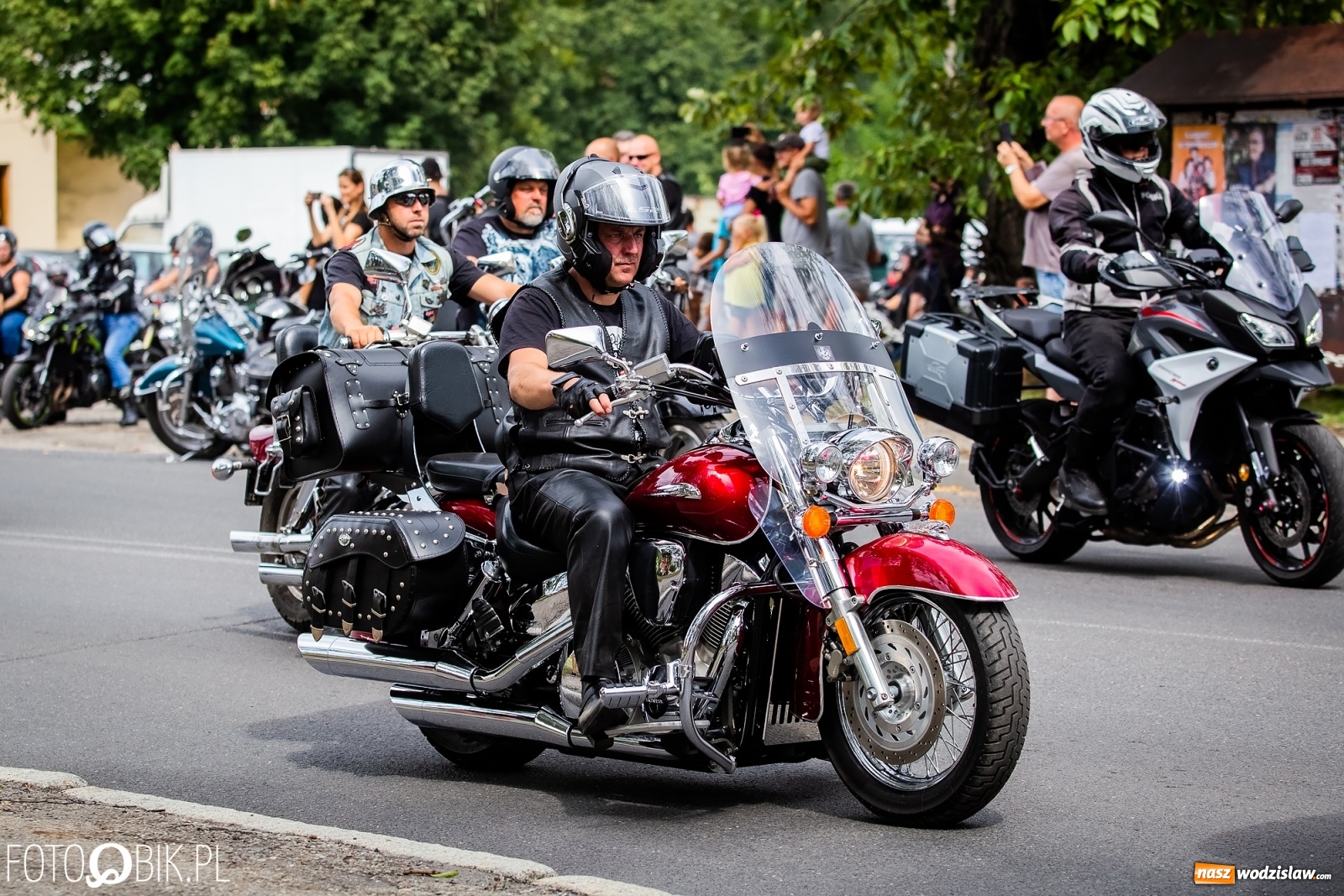 Zdjęcie w galerii na portalu naszwodzislaw.com: Lśniące maszyny na Zlocie Motocyklowym Hanysy 2019 [FOTO i WIDEO] wiadomości z regionu