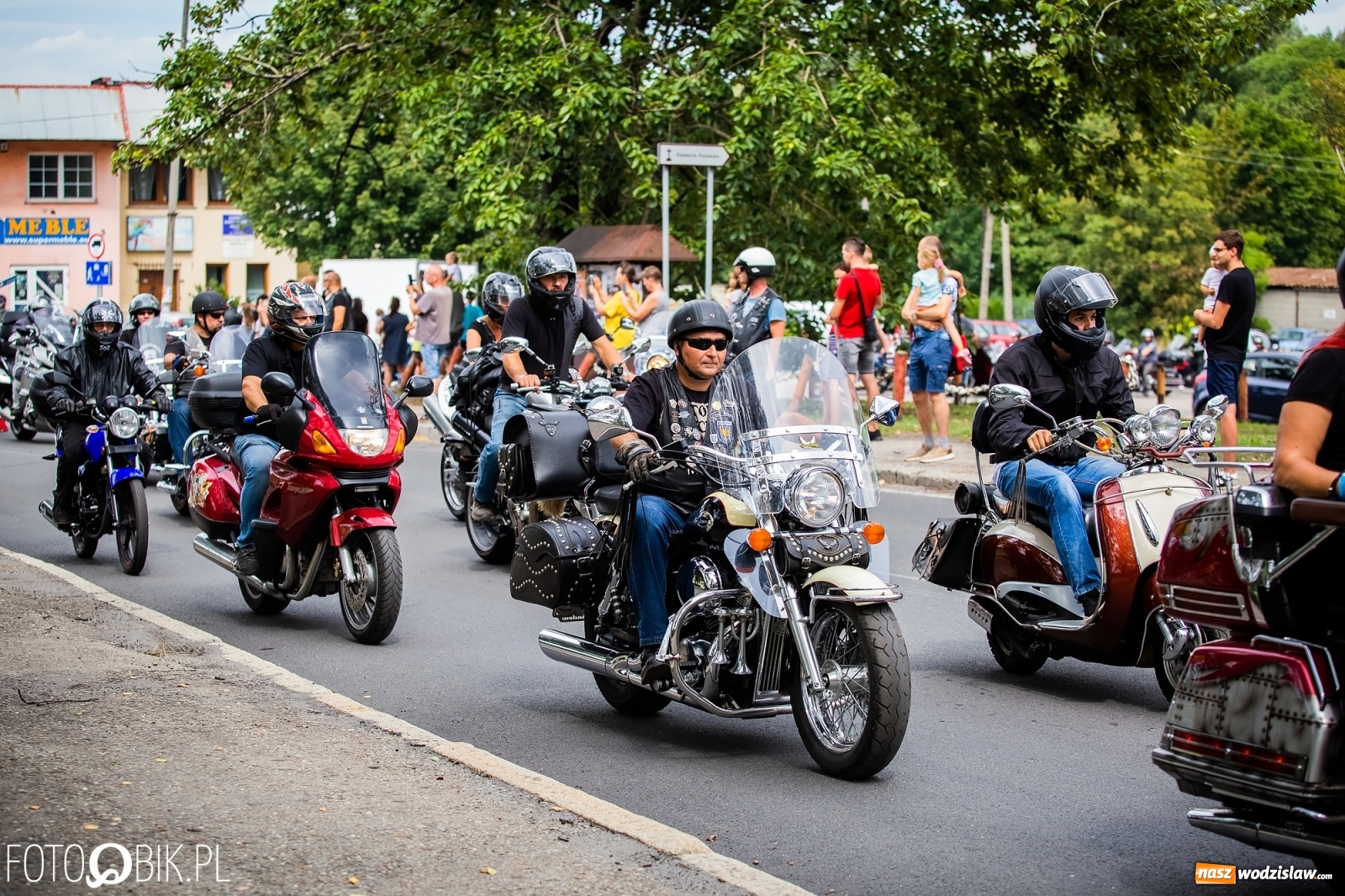 Zdjęcie w galerii na portalu naszwodzislaw.com: Lśniące maszyny na Zlocie Motocyklowym Hanysy 2019 [FOTO i WIDEO] wiadomości z regionu