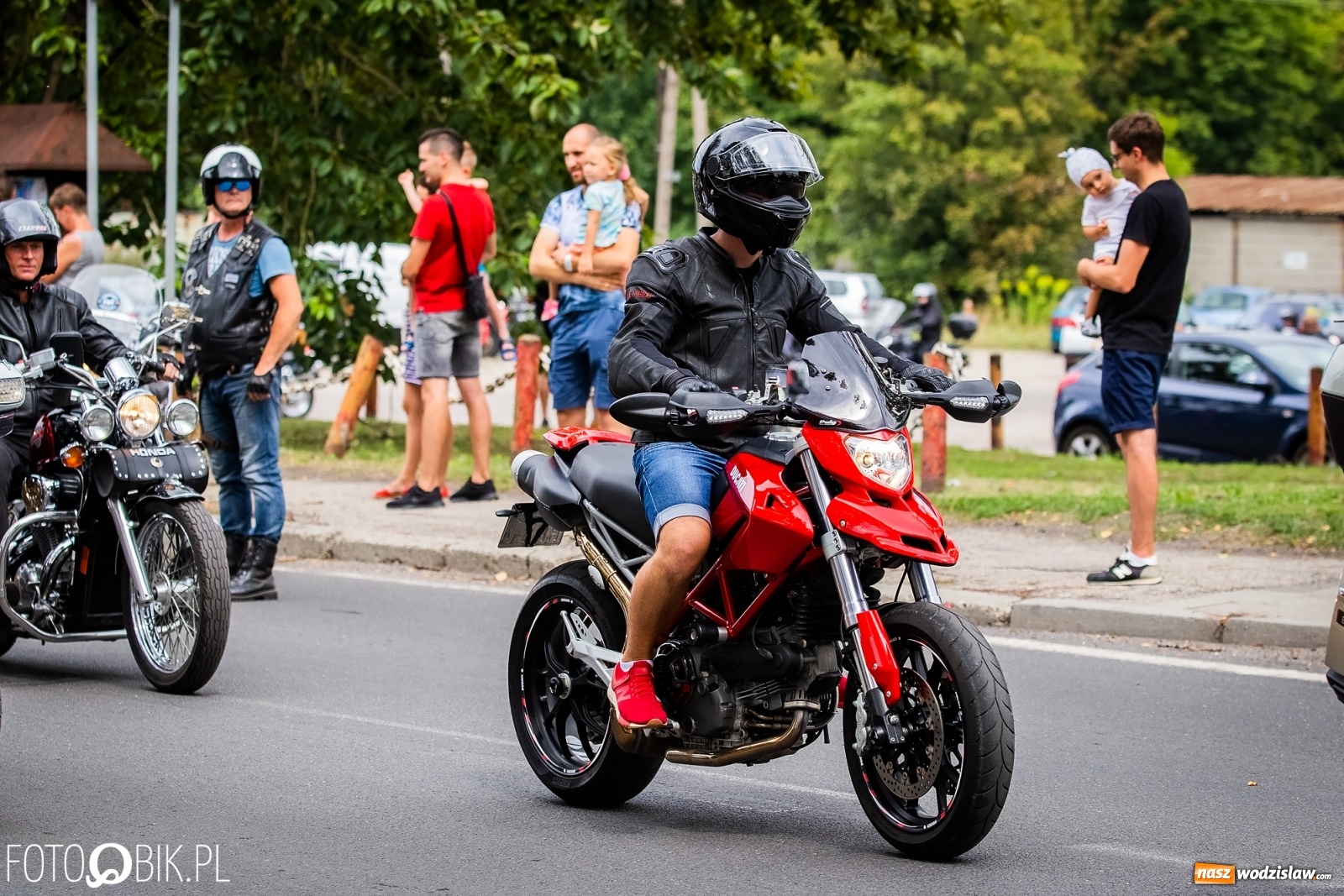 Zdjęcie w galerii na portalu naszwodzislaw.com: Lśniące maszyny na Zlocie Motocyklowym Hanysy 2019 [FOTO i WIDEO] wiadomości z regionu