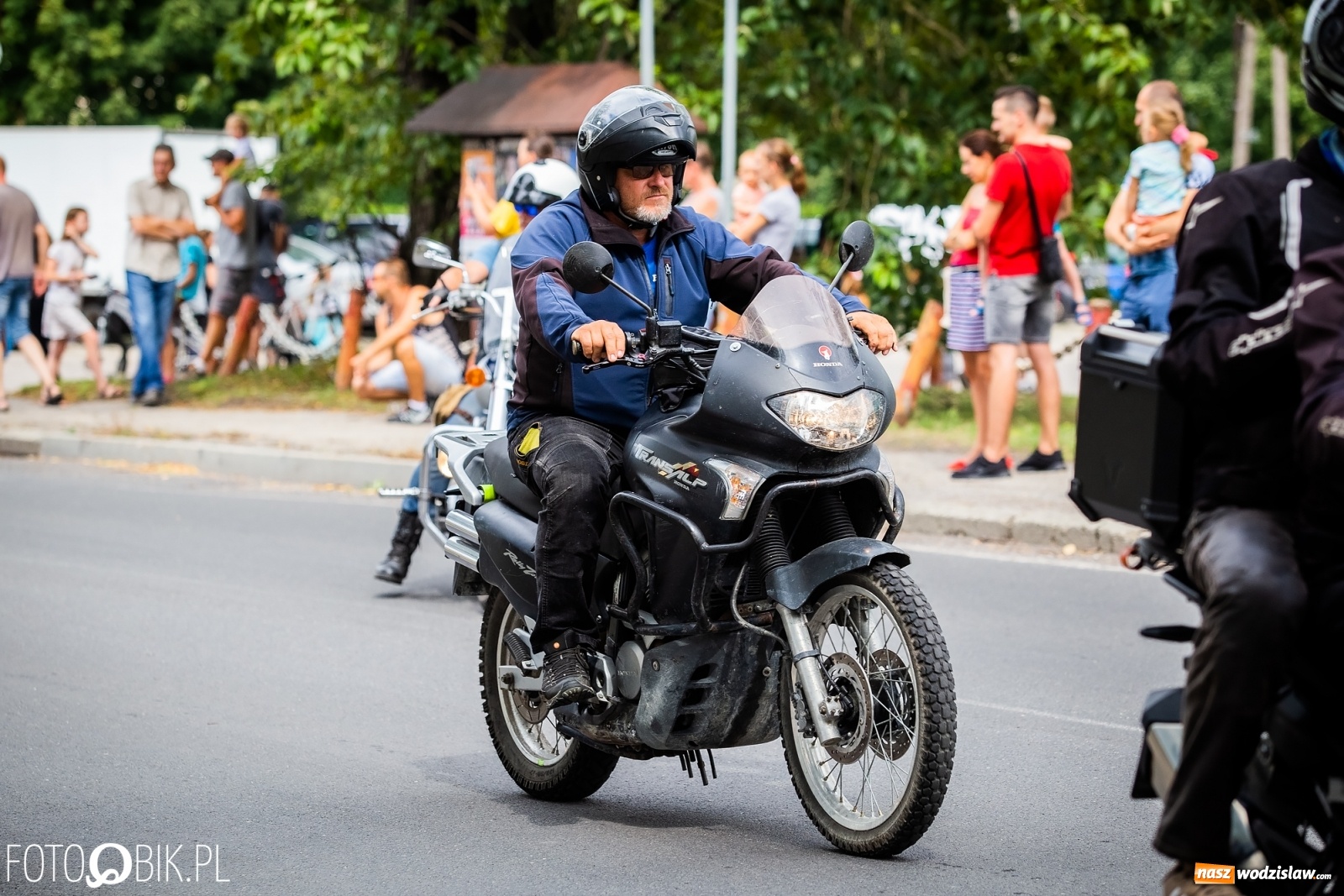 Zdjęcie w galerii na portalu naszwodzislaw.com: Lśniące maszyny na Zlocie Motocyklowym Hanysy 2019 [FOTO i WIDEO] wiadomości z regionu