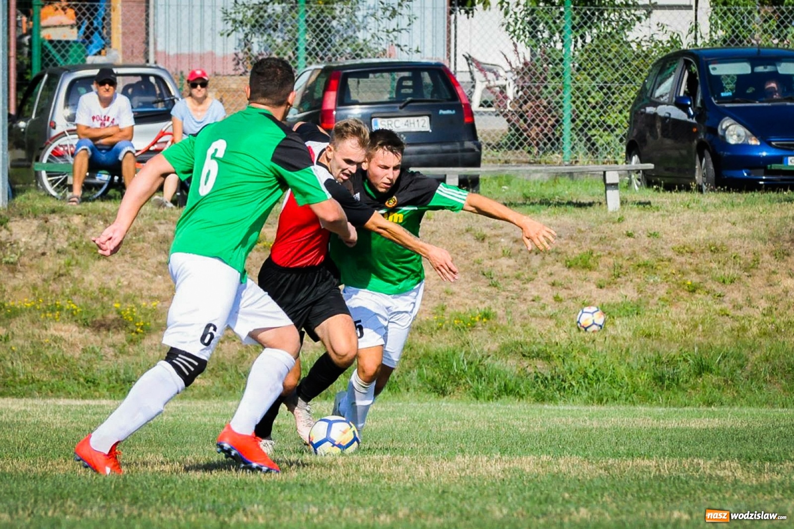 Zdjęcie w galerii na portalu naszwodzislaw.com: Brzezie zgarnęło trzy punkty na początek sezonu [FOTO i WIDEO] wiadomości z regionu