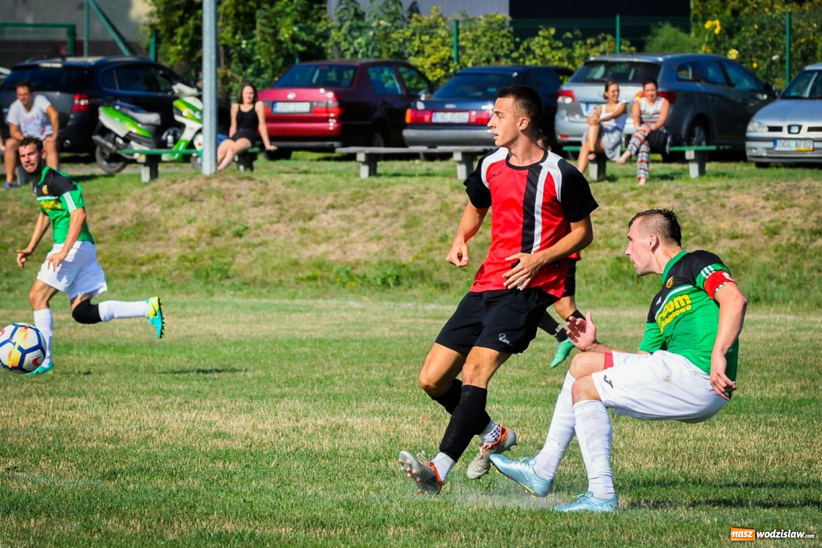 Zdjęcie w galerii na portalu naszwodzislaw.com: Brzezie zgarnęło trzy punkty na początek sezonu [FOTO i WIDEO] wiadomości z regionu