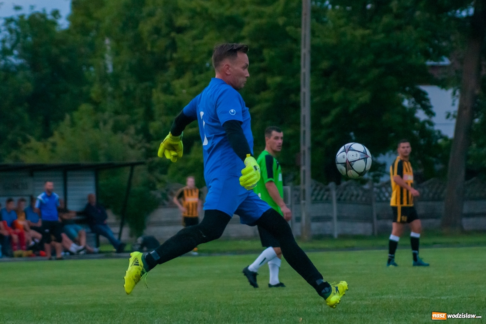 Zdjęcie w galerii na portalu naszwodzislaw.com: Puchar Polski. LKS Tworków z awansem, Lubomia za burtą [FOTO] wiadomości z regionu