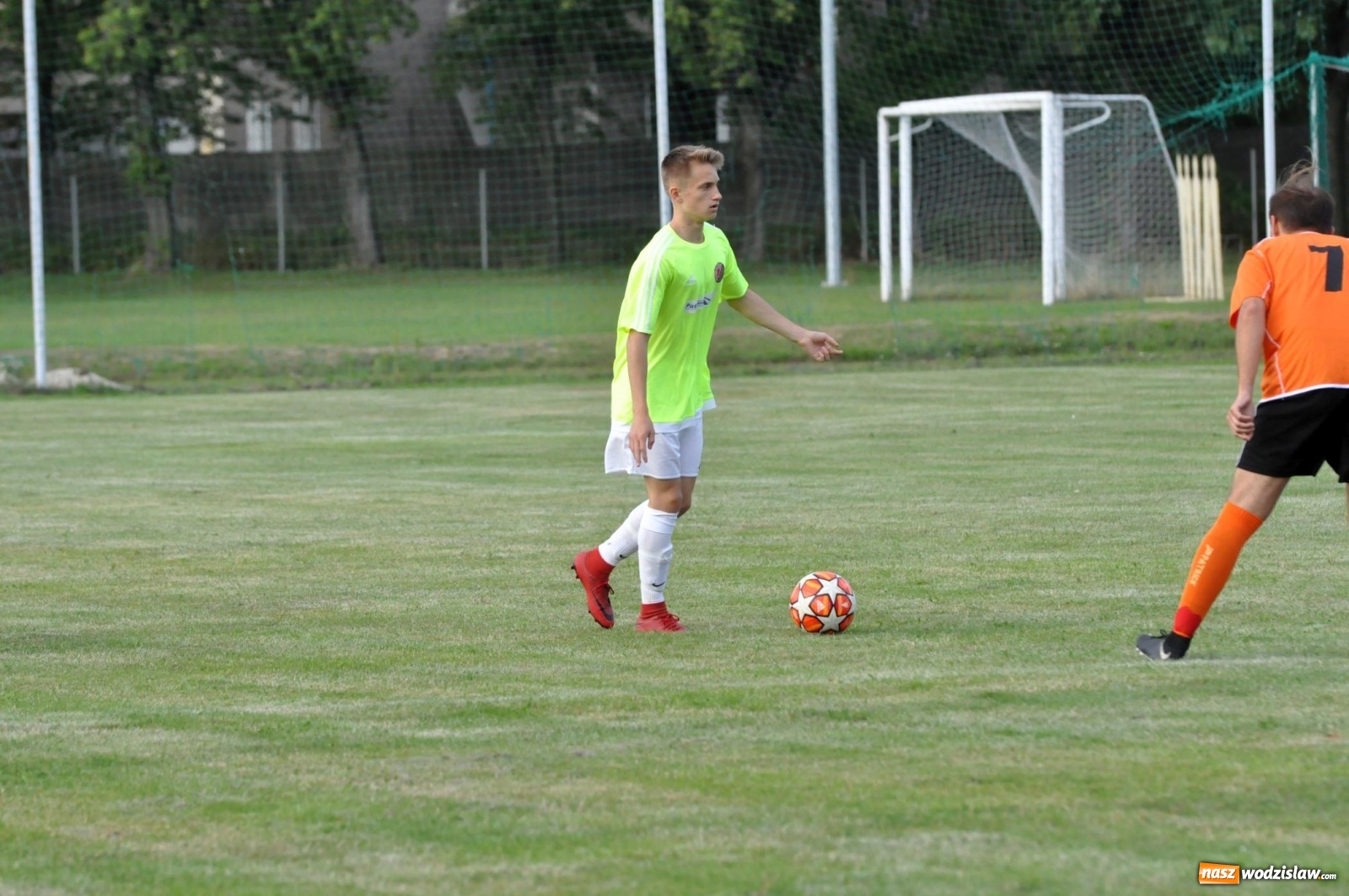 Zdjęcie w galerii na portalu naszwodzislaw.com: Naprzód Czyżowice przywozi trzy punkty z Raciborza  wiadomości z regionu