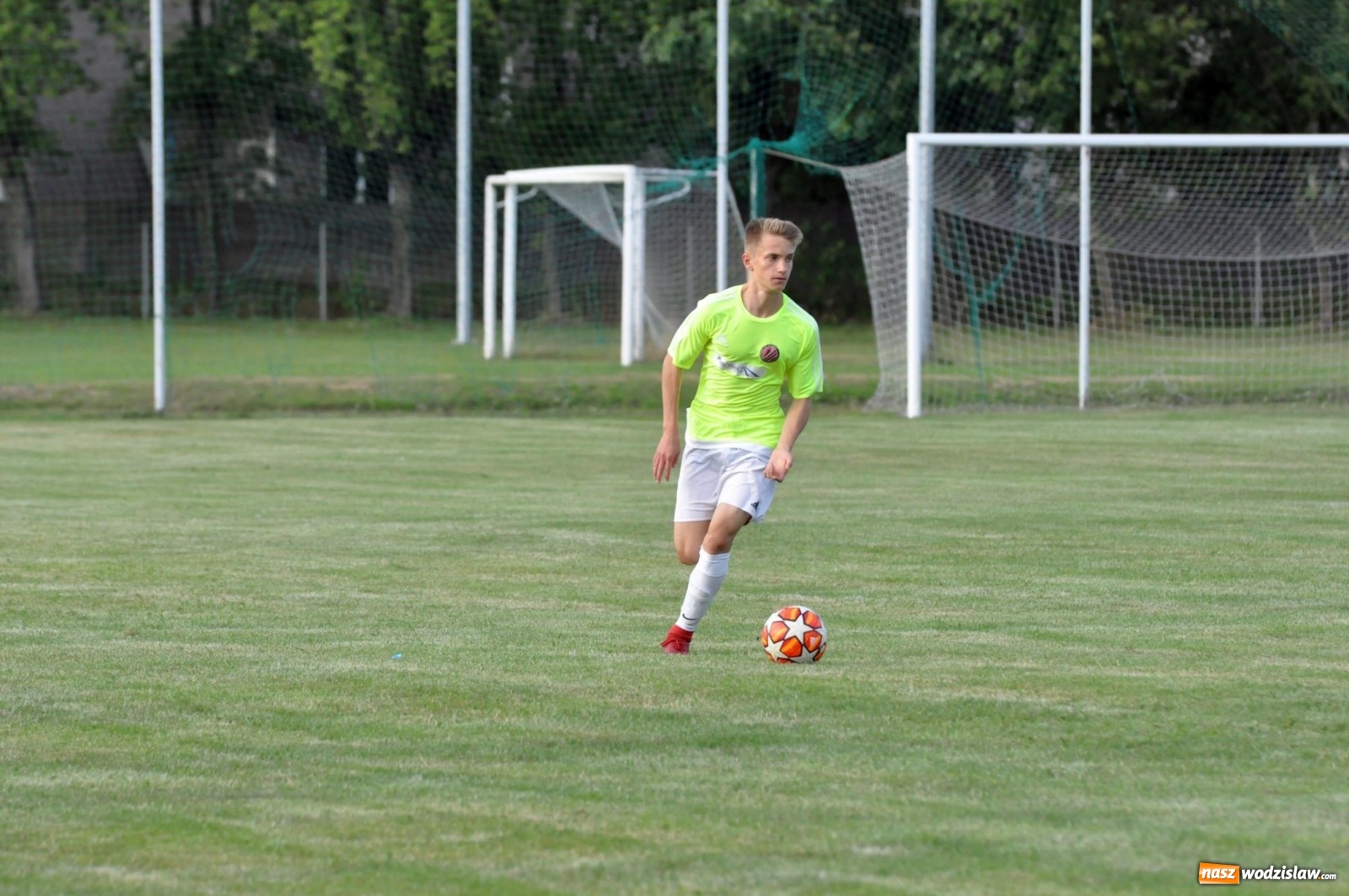 Zdjęcie w galerii na portalu naszwodzislaw.com: Naprzód Czyżowice przywozi trzy punkty z Raciborza  wiadomości z regionu