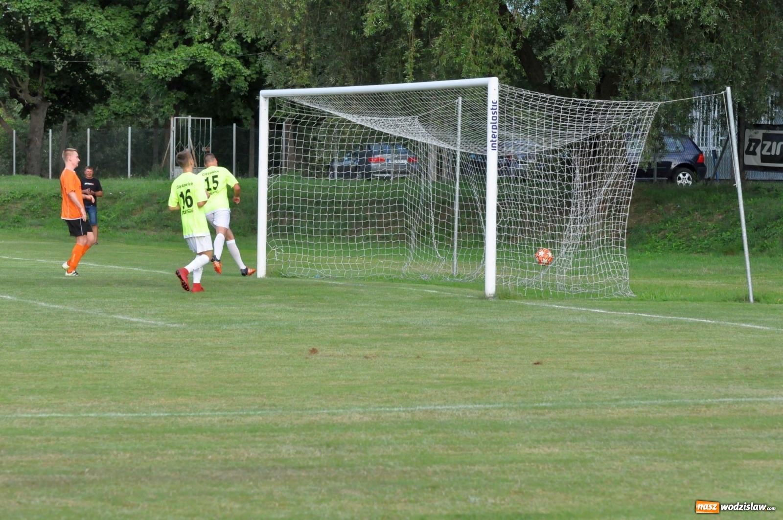 Zdjęcie w galerii na portalu naszwodzislaw.com: Naprzód Czyżowice przywozi trzy punkty z Raciborza  wiadomości z regionu