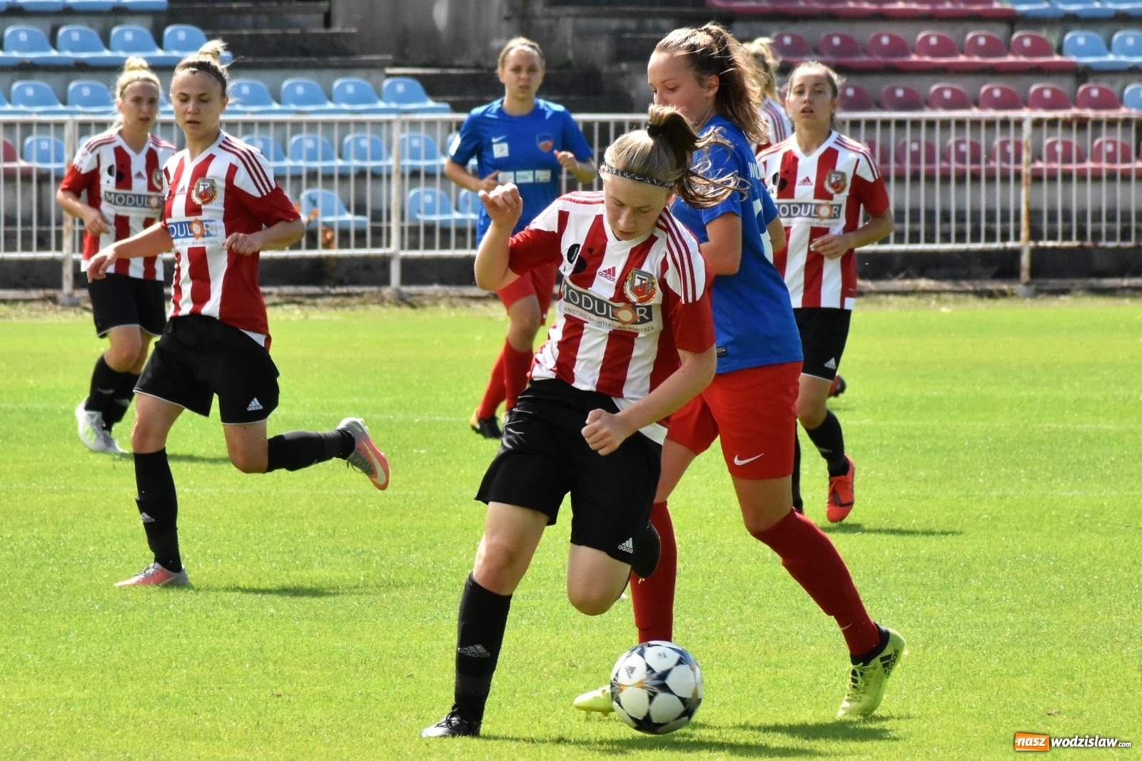 Zdjęcie w galerii na portalu naszwodzislaw.com: SWD Wodzisław przegrał w inauguracji I ligi kobiet [FOTO] wiadomości z regionu