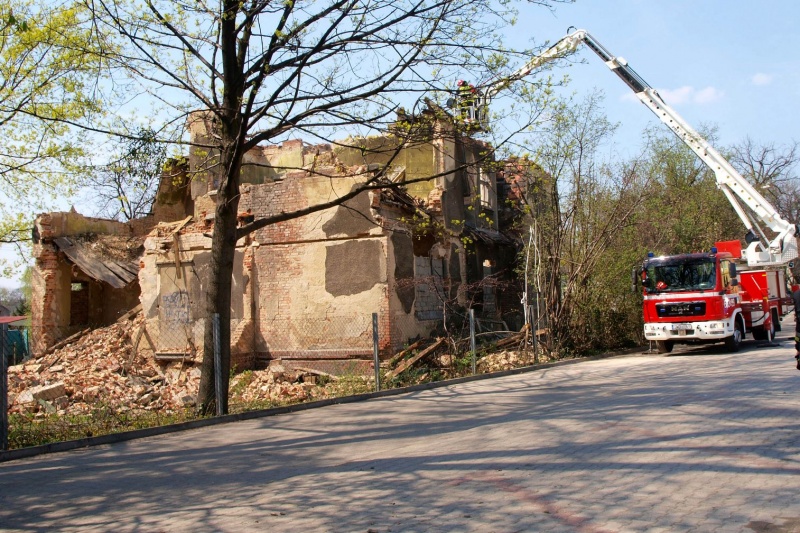 Zdjęcie w galerii na portalu naszwodzislaw.com: Runęła ściana budynku w Rydułtowach wiadomości z regionu