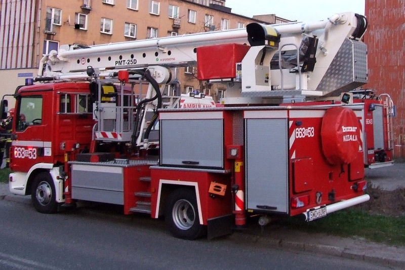 Zdjęcie w galerii na portalu naszwodzislaw.com: Fałszywy alarm bombowy w Rydułtowach wiadomości z regionu