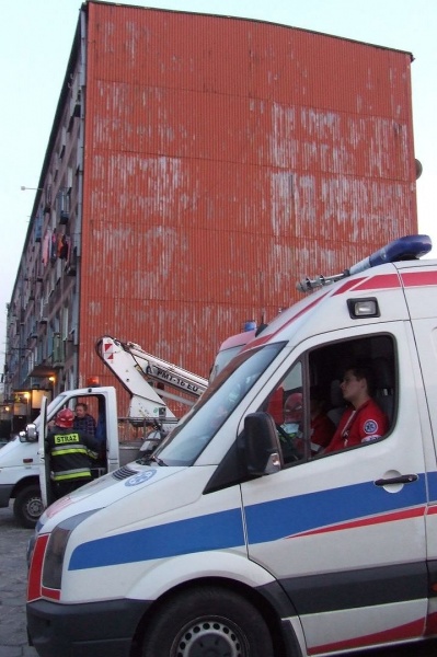 Zdjęcie w galerii na portalu naszwodzislaw.com: Fałszywy alarm bombowy w Rydułtowach wiadomości z regionu