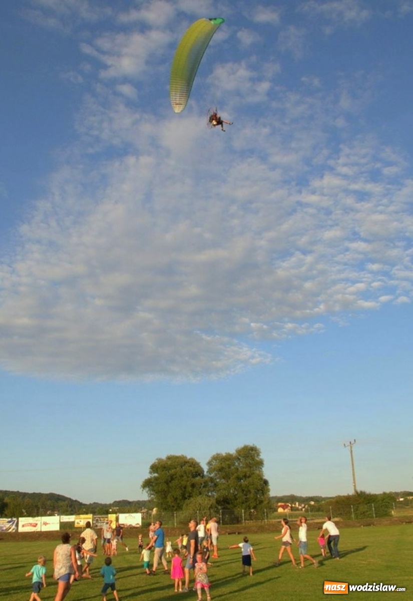 Zdjęcie w galerii na portalu naszwodzislaw.com: W gminie Gorzyce otwarto trzy nowe siłownie plenerowe [FOTO] wiadomości z regionu