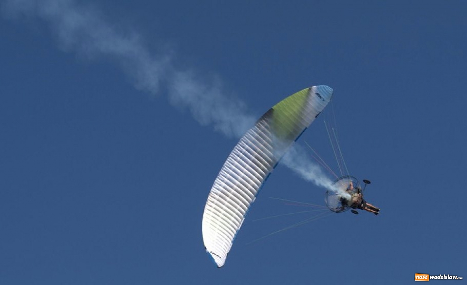 Zdjęcie w galerii na portalu naszwodzislaw.com: W gminie Gorzyce otwarto trzy nowe siłownie plenerowe [FOTO] wiadomości z regionu