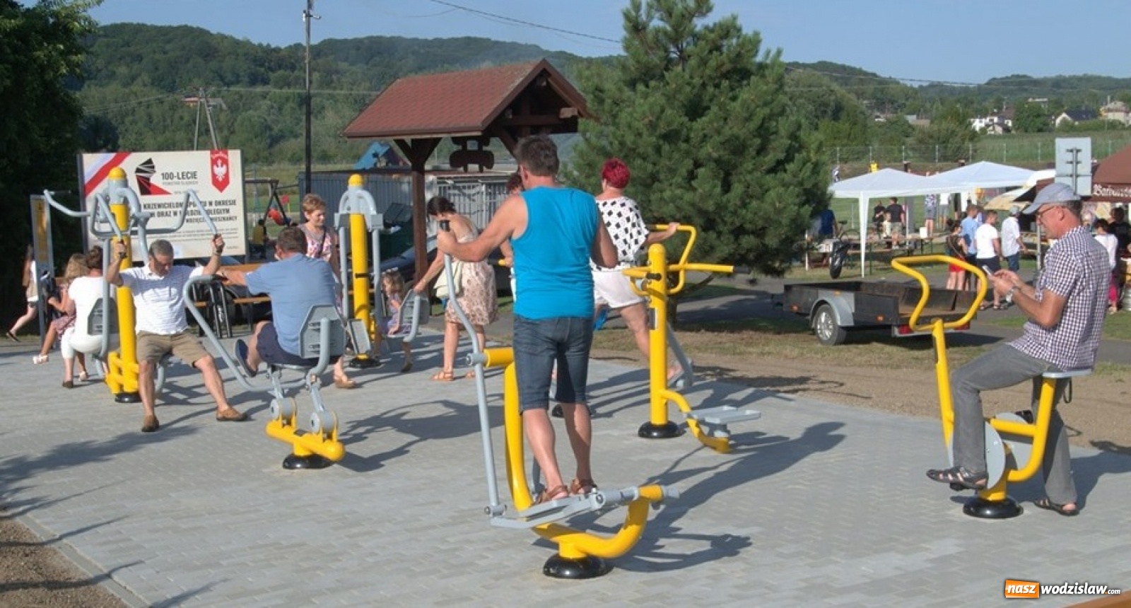 Zdjęcie w galerii na portalu naszwodzislaw.com: W gminie Gorzyce otwarto trzy nowe siłownie plenerowe [FOTO] wiadomości z regionu
