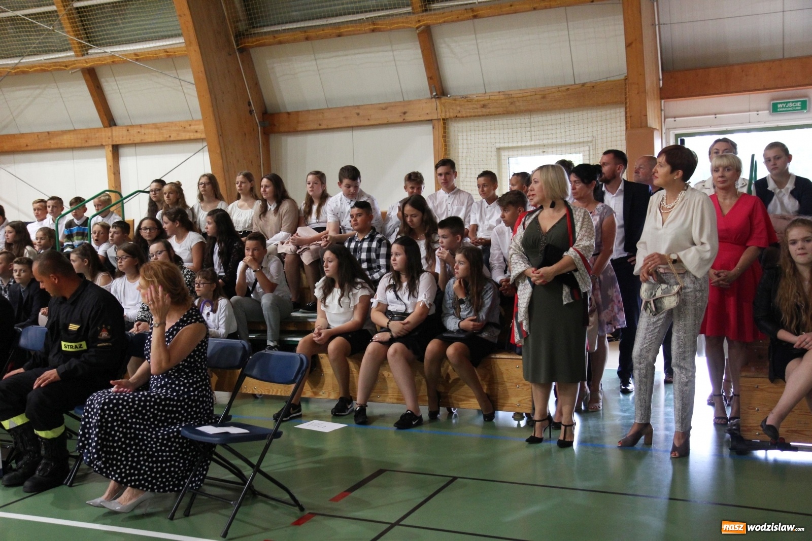 Zdjęcie w galerii na portalu naszwodzislaw.com: Uroczyste rozpoczęcie roku szkolnego w Szkole Podstawowej w Lubomi wiadomości z regionu