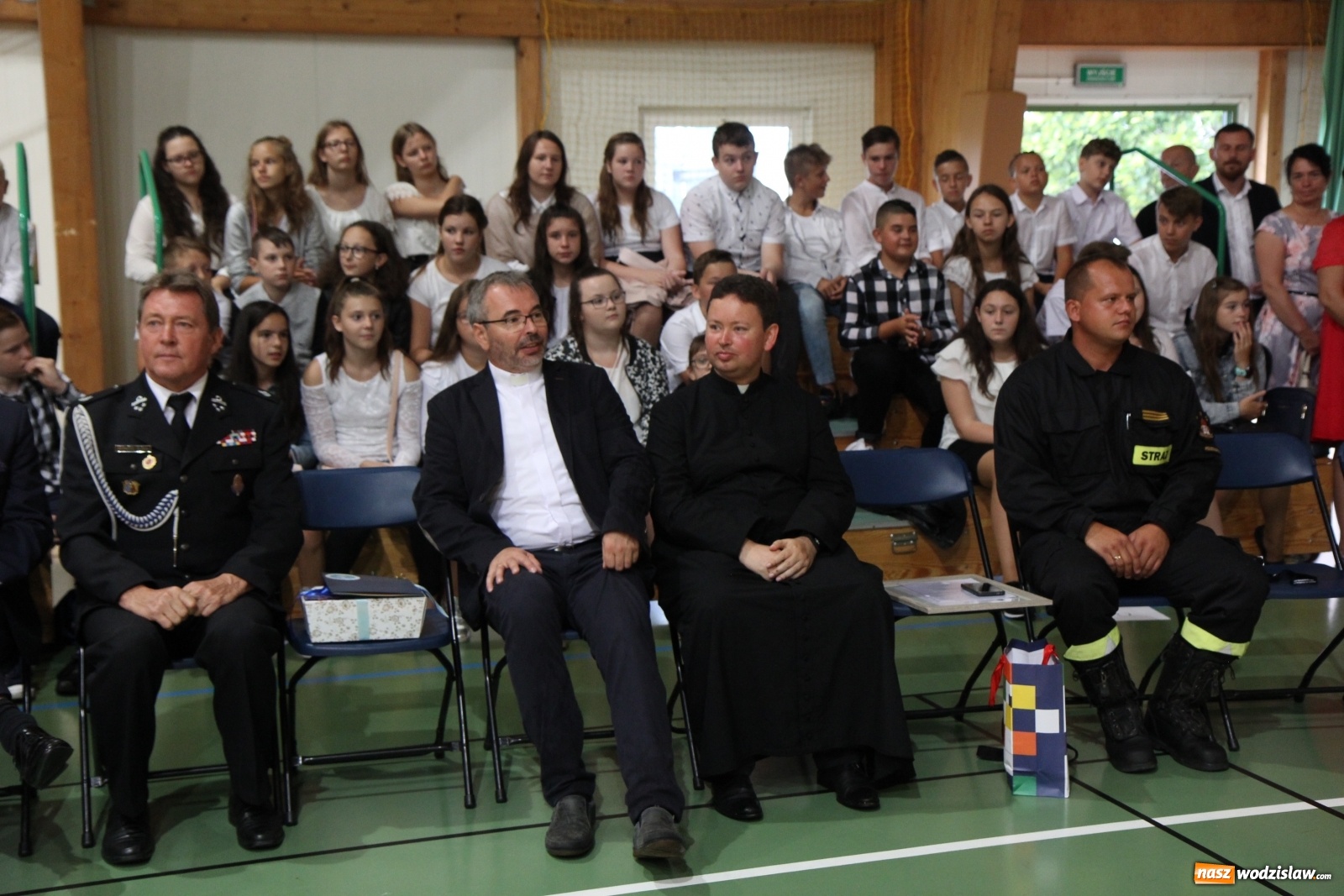 Zdjęcie w galerii na portalu naszwodzislaw.com: Uroczyste rozpoczęcie roku szkolnego w Szkole Podstawowej w Lubomi wiadomości z regionu