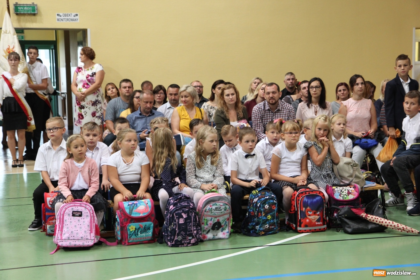 Zdjęcie w galerii na portalu naszwodzislaw.com: Uroczyste rozpoczęcie roku szkolnego w Szkole Podstawowej w Lubomi wiadomości z regionu