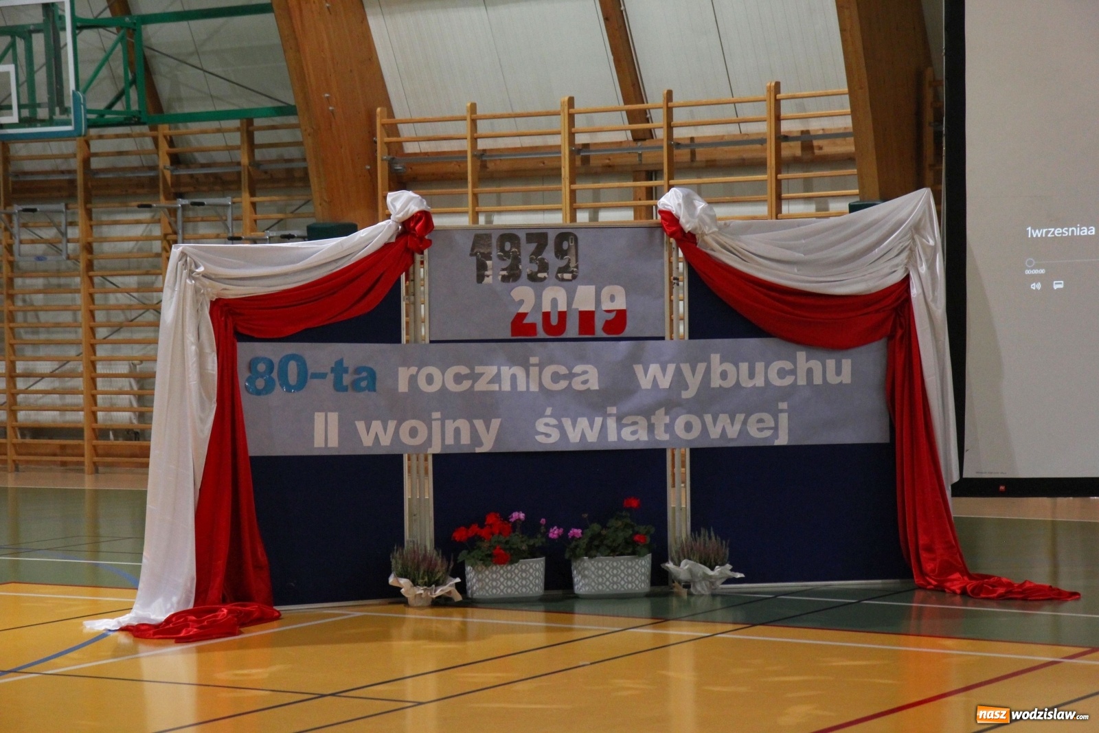 Zdjęcie w galerii na portalu naszwodzislaw.com: Uroczyste rozpoczęcie roku szkolnego w Szkole Podstawowej w Lubomi wiadomości z regionu