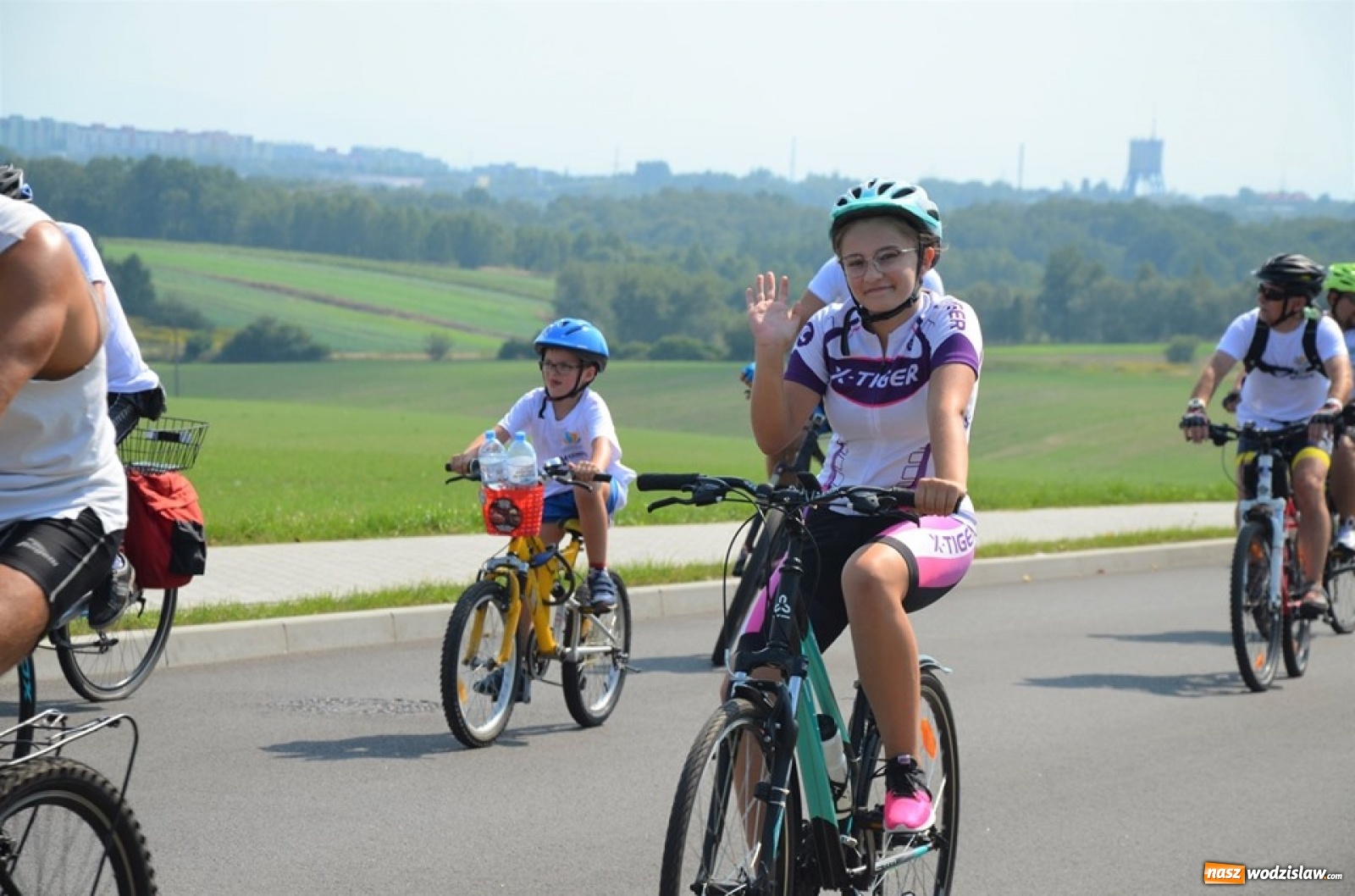 Zdjęcie w galerii na portalu naszwodzislaw.com: XXI Powiatowy Rajd Rowerowy na zakończenie wakacji [FOTO] wiadomości z regionu