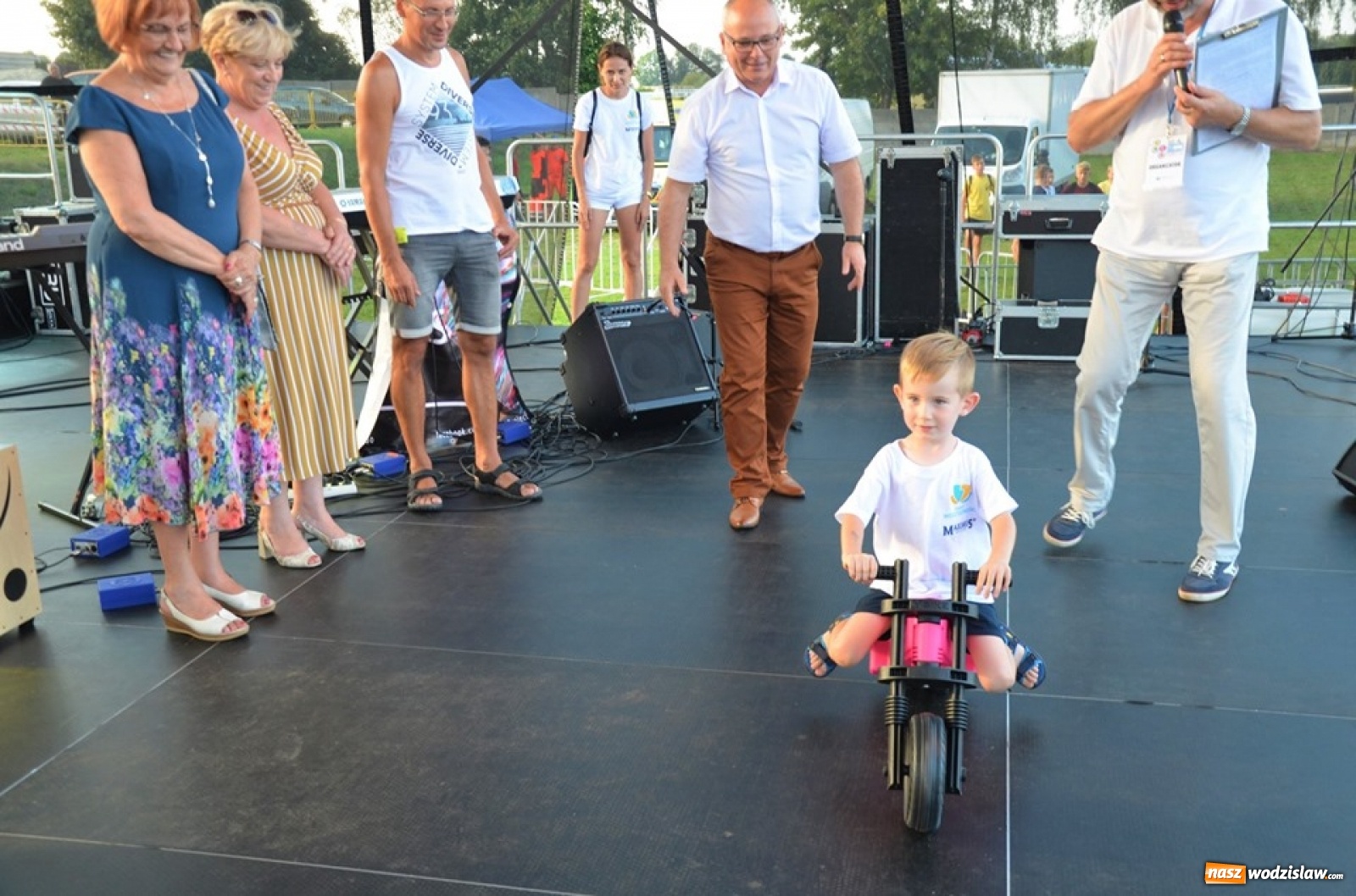 Zdjęcie w galerii na portalu naszwodzislaw.com: XXI Powiatowy Rajd Rowerowy na zakończenie wakacji [FOTO] wiadomości z regionu