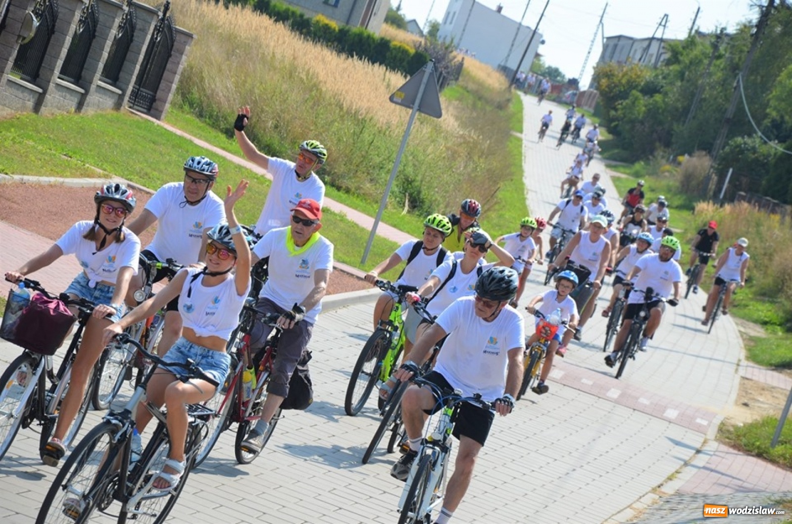 Zdjęcie w galerii na portalu naszwodzislaw.com: XXI Powiatowy Rajd Rowerowy na zakończenie wakacji [FOTO] wiadomości z regionu