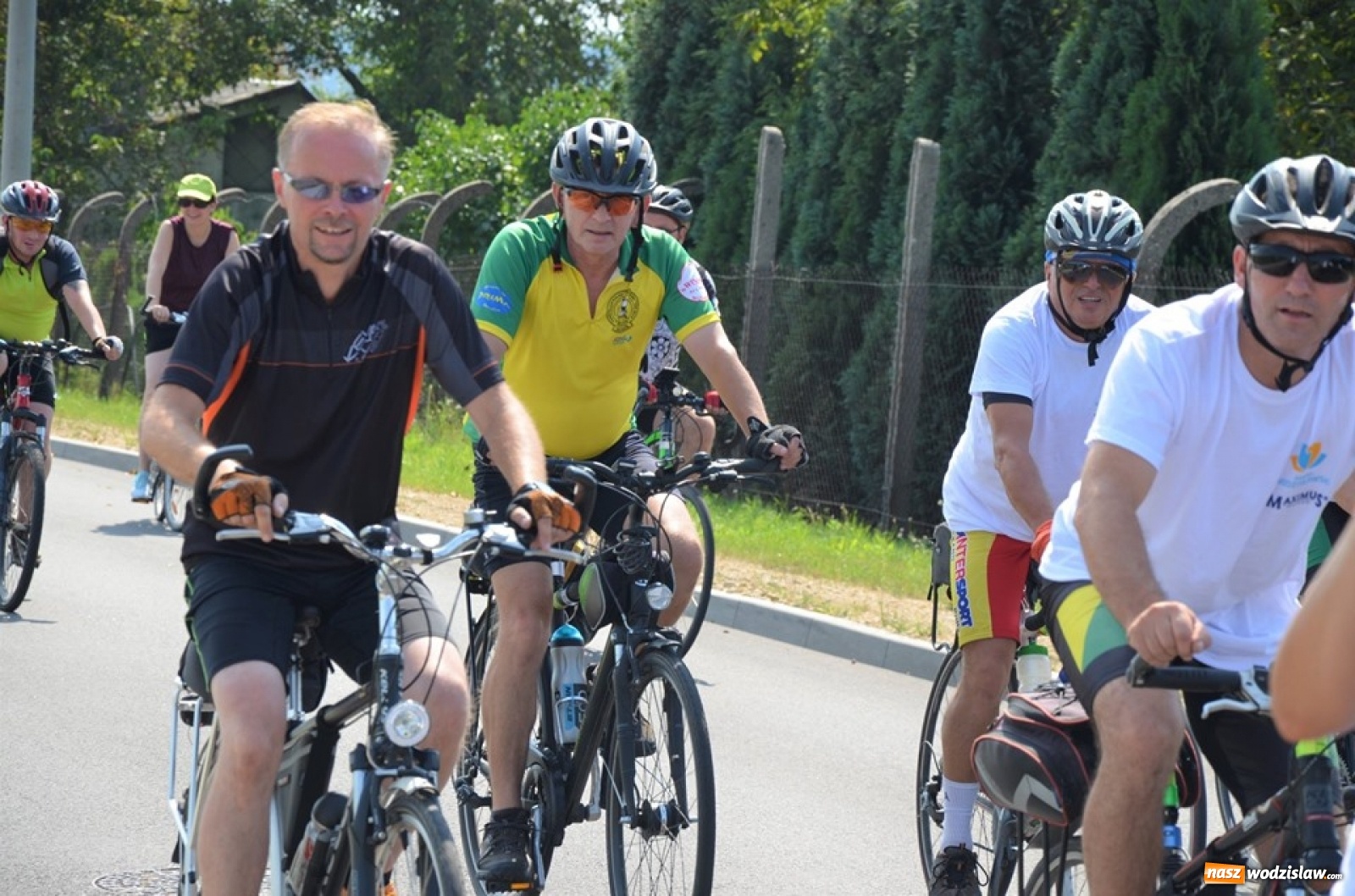 Zdjęcie w galerii na portalu naszwodzislaw.com: XXI Powiatowy Rajd Rowerowy na zakończenie wakacji [FOTO] wiadomości z regionu
