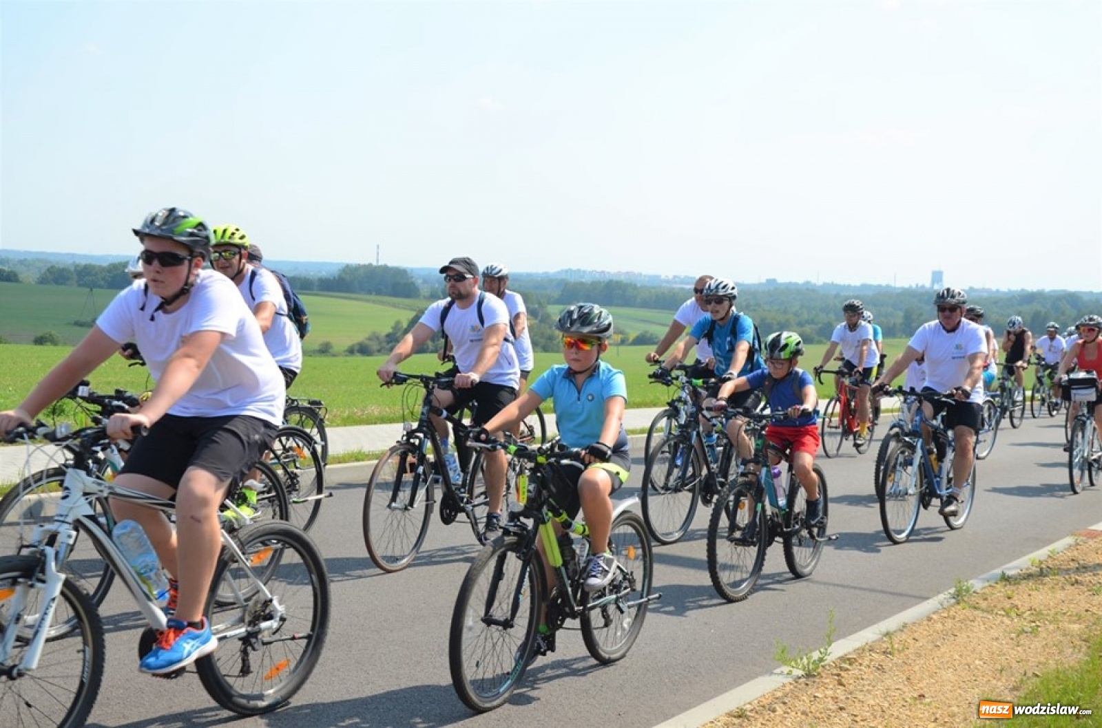 Zdjęcie w galerii na portalu naszwodzislaw.com: XXI Powiatowy Rajd Rowerowy na zakończenie wakacji [FOTO] wiadomości z regionu