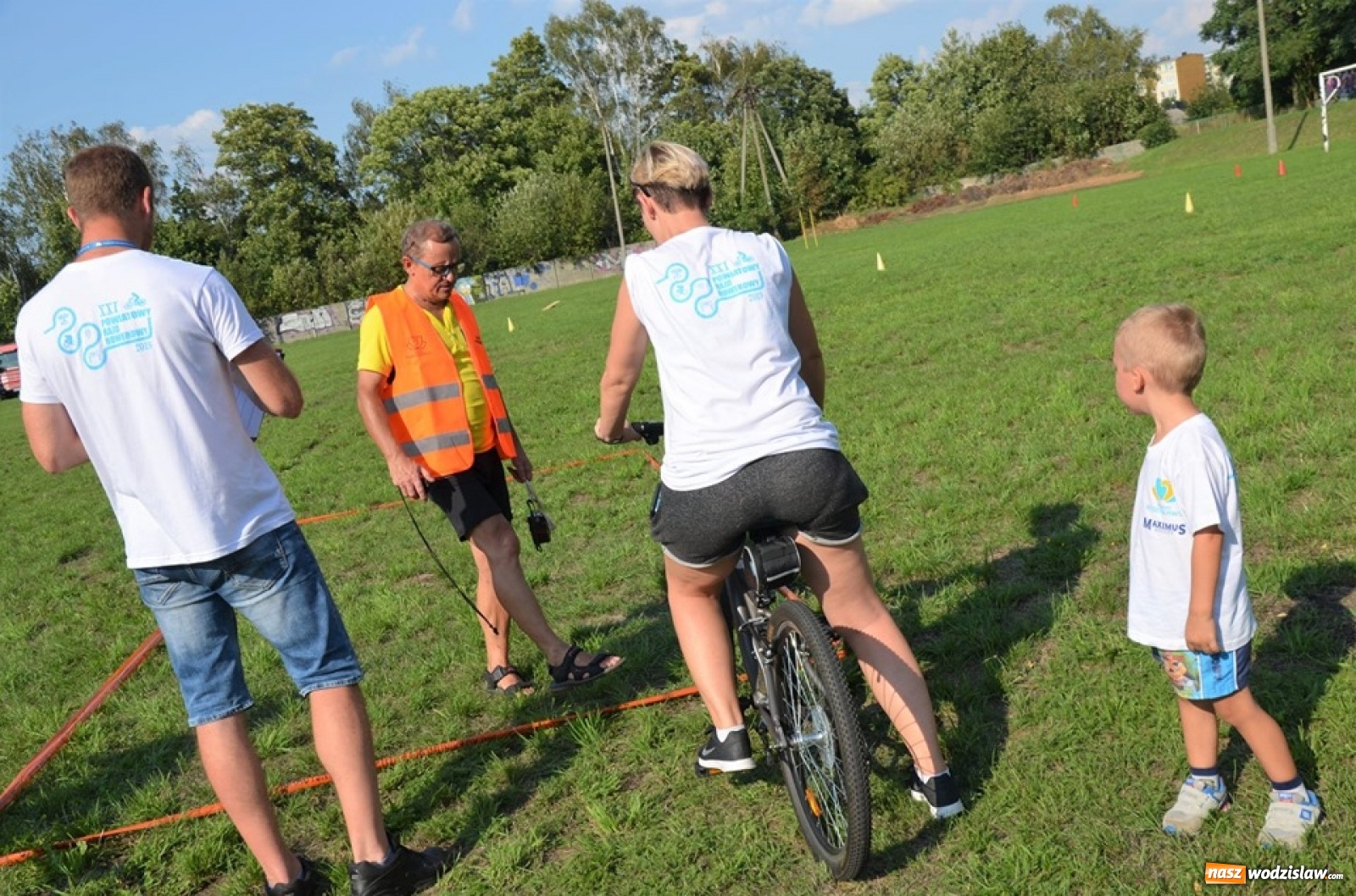 Zdjęcie w galerii na portalu naszwodzislaw.com: XXI Powiatowy Rajd Rowerowy na zakończenie wakacji [FOTO] wiadomości z regionu