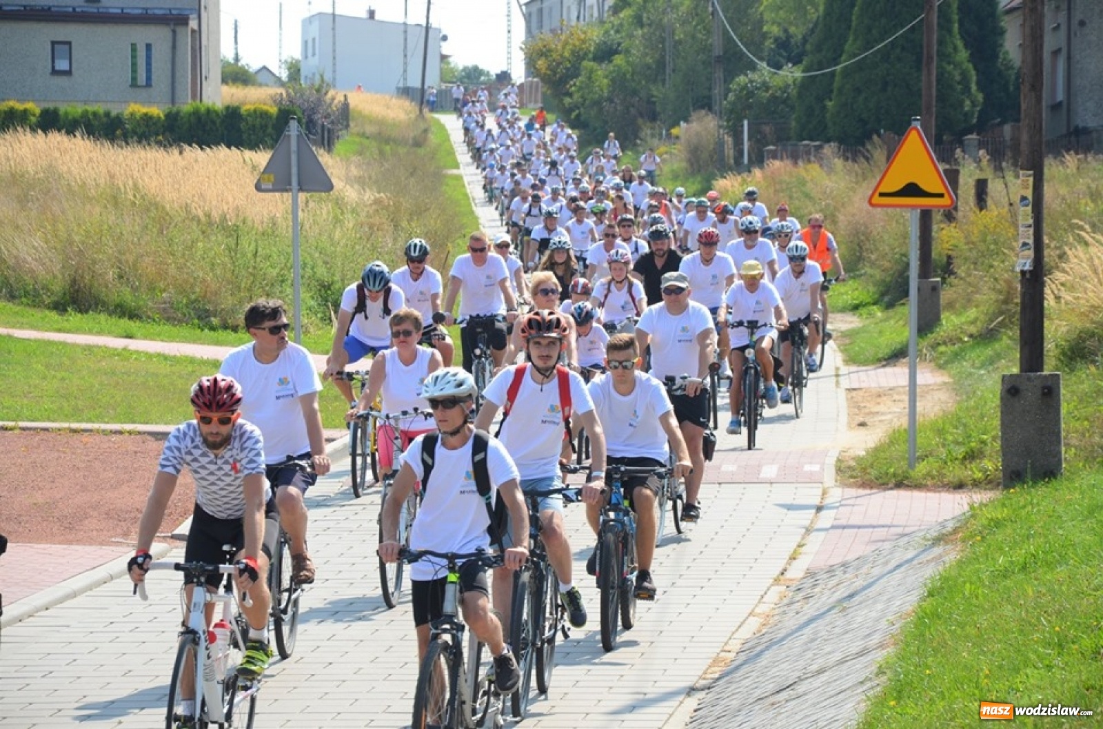 Zdjęcie w galerii na portalu naszwodzislaw.com: XXI Powiatowy Rajd Rowerowy na zakończenie wakacji [FOTO] wiadomości z regionu