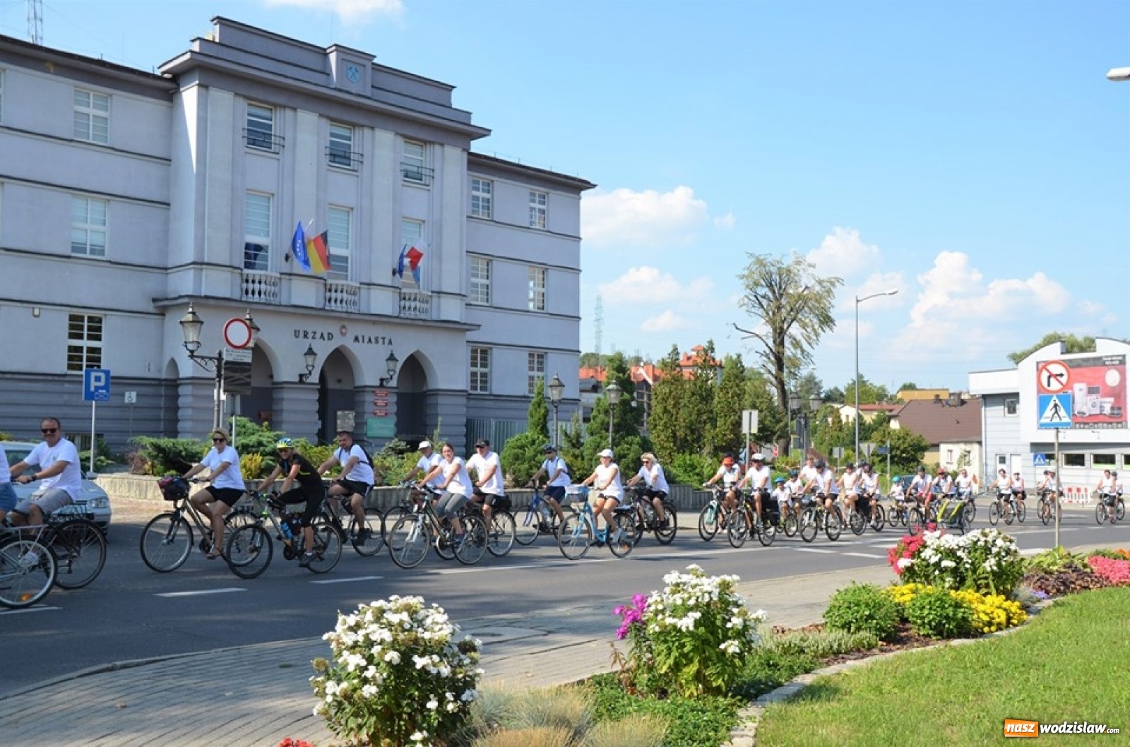 Zdjęcie w galerii na portalu naszwodzislaw.com: XXI Powiatowy Rajd Rowerowy na zakończenie wakacji [FOTO] wiadomości z regionu