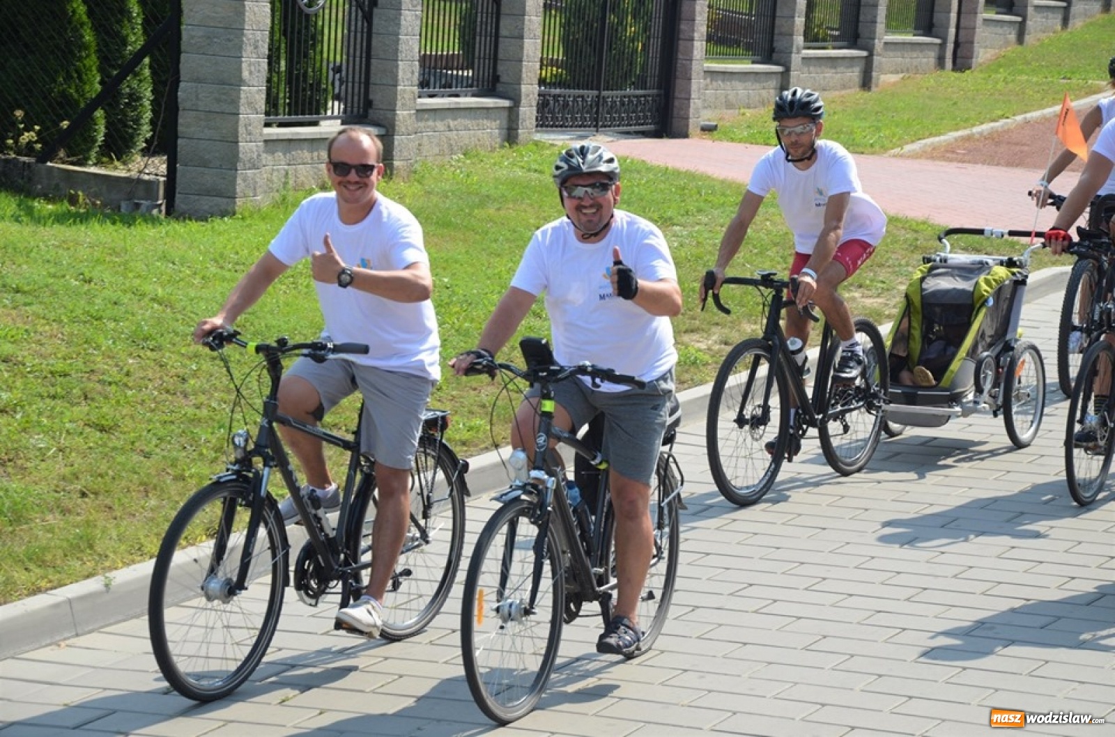 Zdjęcie w galerii na portalu naszwodzislaw.com: XXI Powiatowy Rajd Rowerowy na zakończenie wakacji [FOTO] wiadomości z regionu
