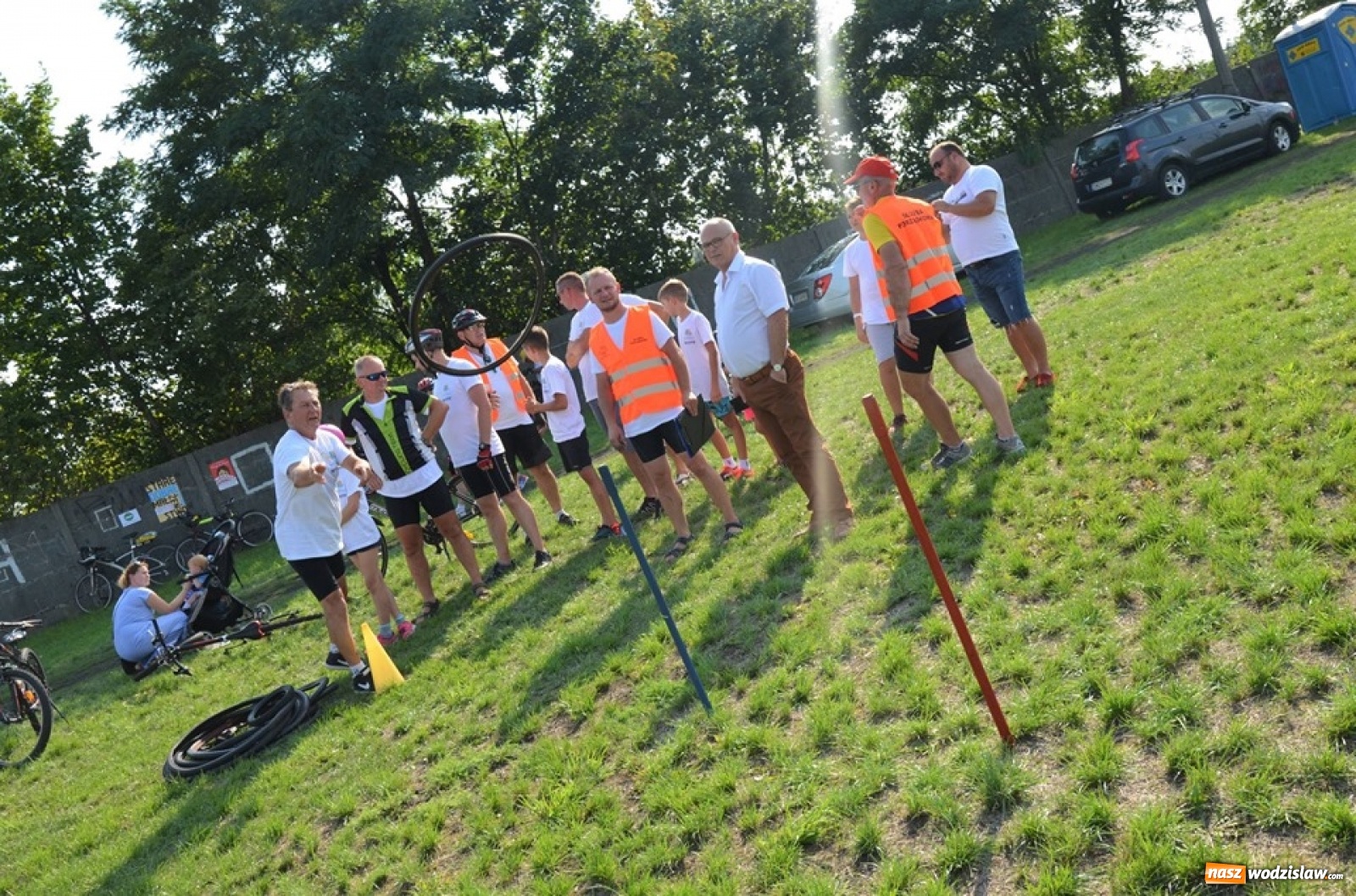 Zdjęcie w galerii na portalu naszwodzislaw.com: XXI Powiatowy Rajd Rowerowy na zakończenie wakacji [FOTO] wiadomości z regionu
