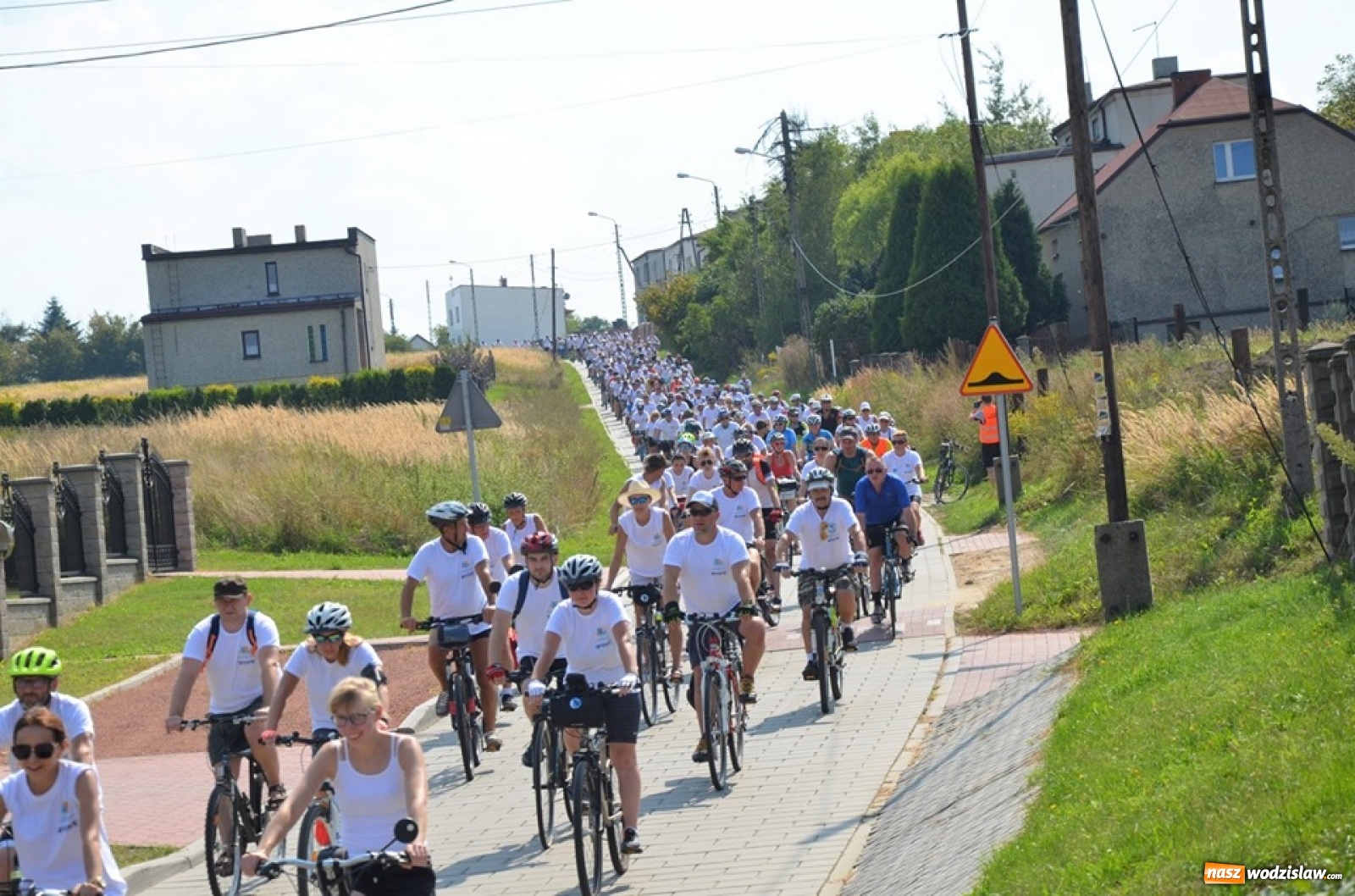 Zdjęcie w galerii na portalu naszwodzislaw.com: XXI Powiatowy Rajd Rowerowy na zakończenie wakacji [FOTO] wiadomości z regionu