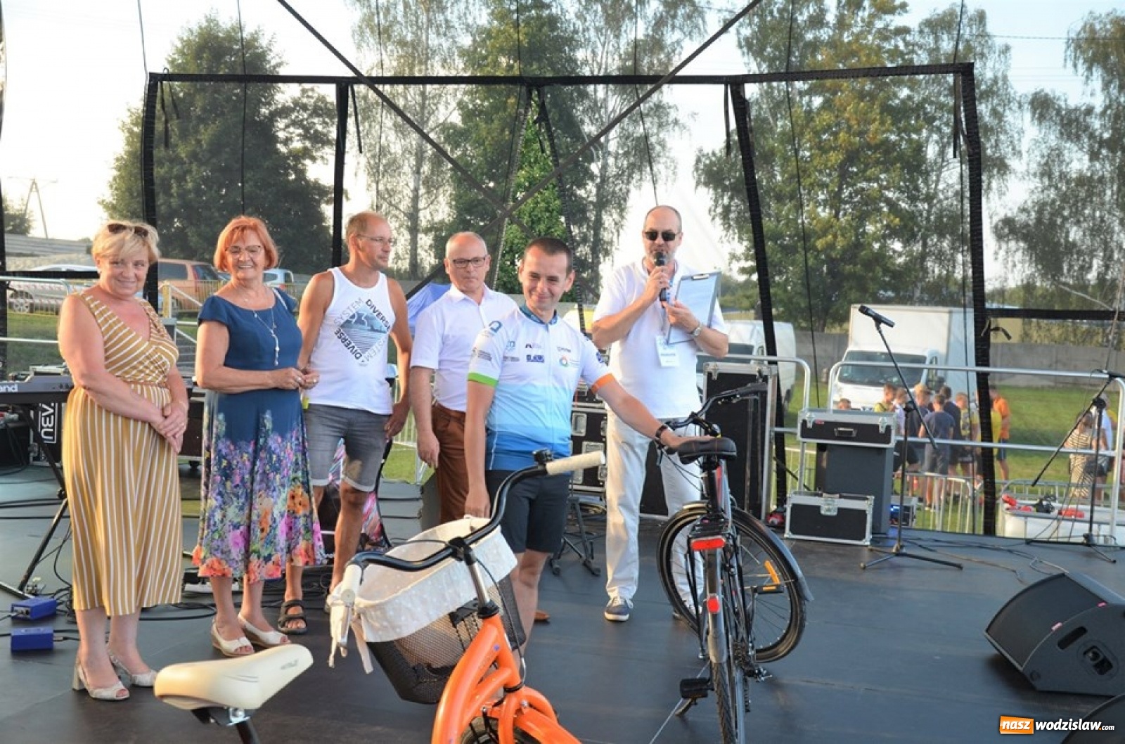 Zdjęcie w galerii na portalu naszwodzislaw.com: XXI Powiatowy Rajd Rowerowy na zakończenie wakacji [FOTO] wiadomości z regionu