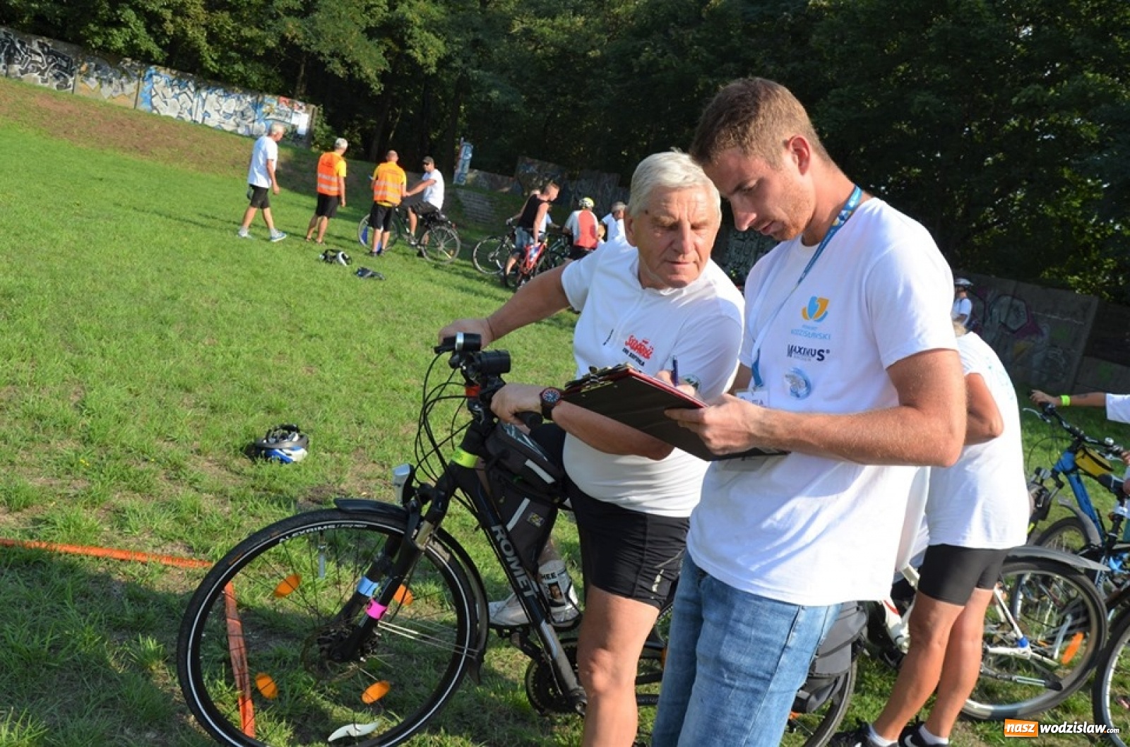 Zdjęcie w galerii na portalu naszwodzislaw.com: XXI Powiatowy Rajd Rowerowy na zakończenie wakacji [FOTO] wiadomości z regionu