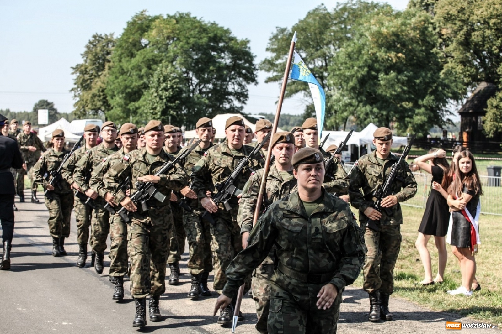 Zdjęcie w galerii na portalu naszwodzislaw.com: Kolejni terytorialsi złożyli przysięgę wojskową wiadomości z regionu