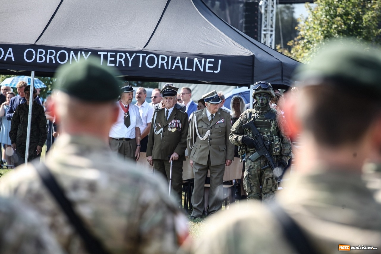 Zdjęcie w galerii na portalu naszwodzislaw.com: Kolejni terytorialsi złożyli przysięgę wojskową wiadomości z regionu