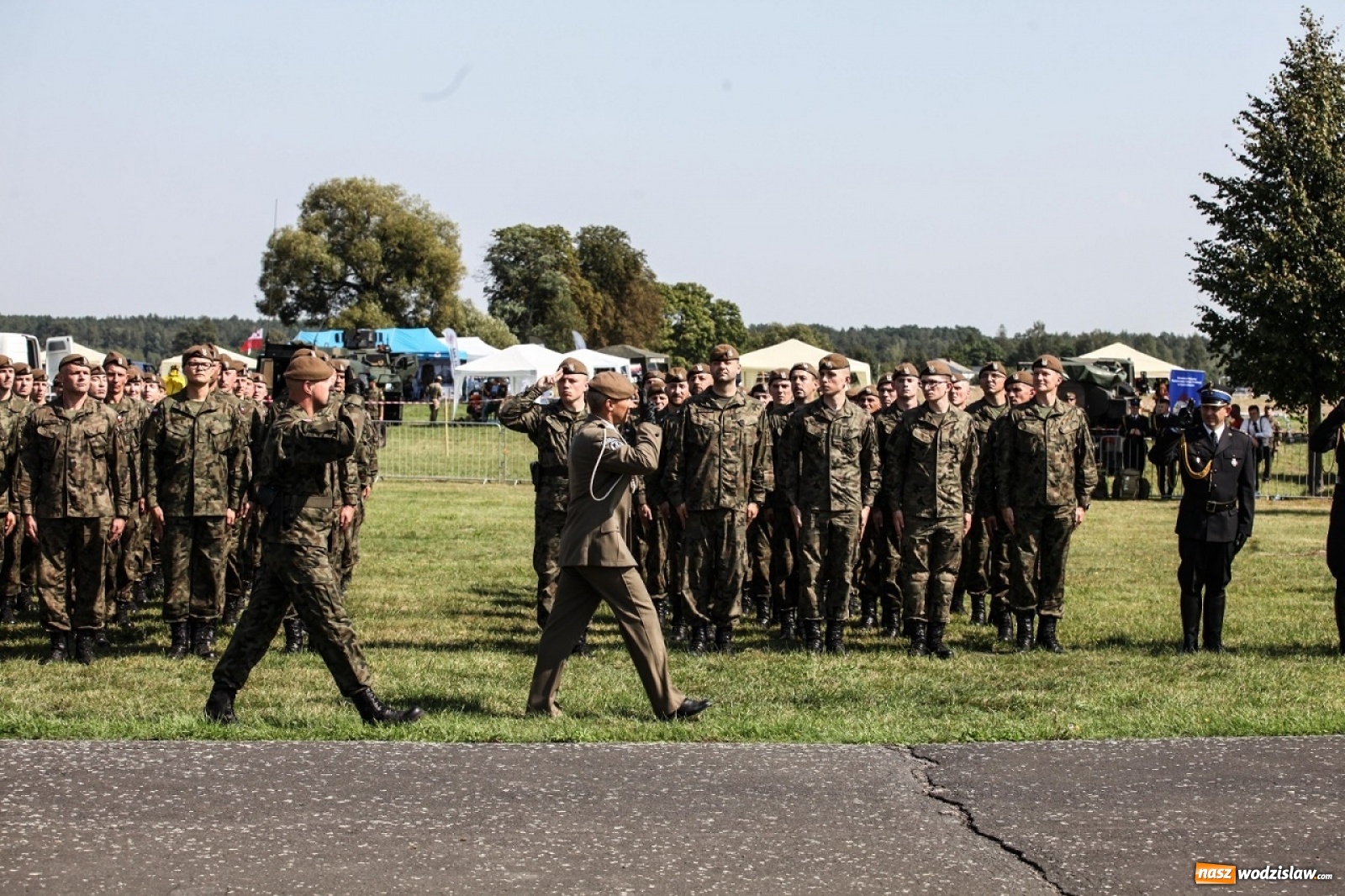 Zdjęcie w galerii na portalu naszwodzislaw.com: Kolejni terytorialsi złożyli przysięgę wojskową wiadomości z regionu